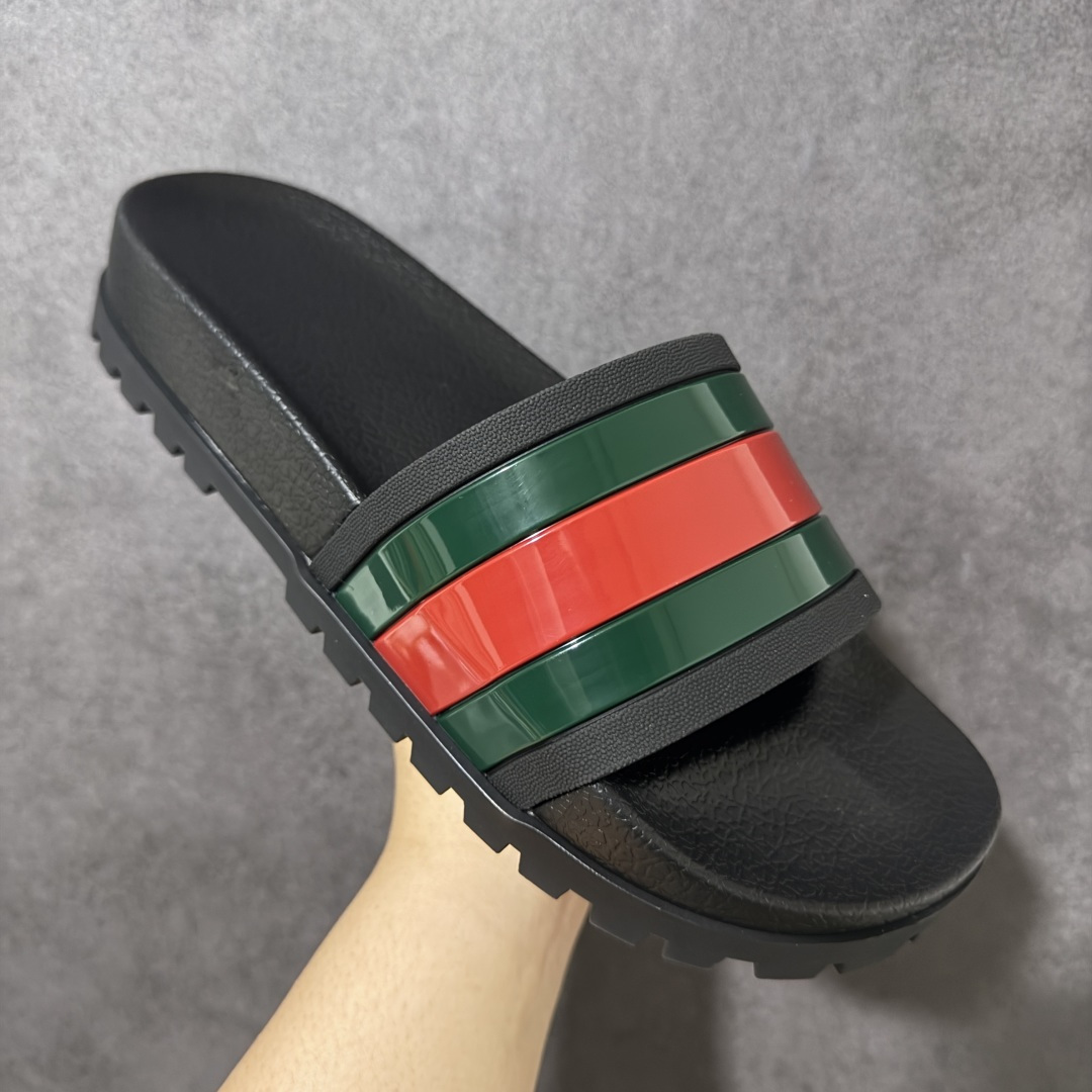 图片[3]-【广东纯原版】Gucci 经典夏日沙滩拖鞋 ⛱️度假系列，适合去海边穿的一款拖鞋～ 不管你去三亚巴厘岛还是日常穿，都可。夏天绝对少不了的一款拖鞋 尺码：38-45-选品中心