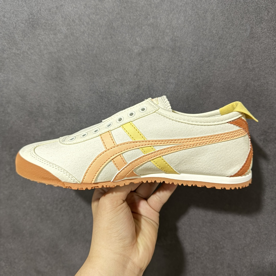 图片[2]-【纯原版】鬼冢虎Onitsuka Tiger Mexico 66 一脚蹬男女同款帆布鞋面休闲板鞋 1183A360鬼冢虎Onitsuka Tiger的MEXICO 66™系列是其经典复古运动鞋的代表作之一，而“一脚蹬”设计的SLIP-ON款式则是在此基础上的便捷化改良，主打无需系带、穿脱快速的休闲体验‌。该系列鞋款通常采用皮革材质，强调透气性和舒适度，并延续了MEXICO 66的复古外观，如侧面的标志性条纹设计和流畅的鞋型轮廓‌。 尺码： 36-45含半码 编码： AMB190200-选品中心