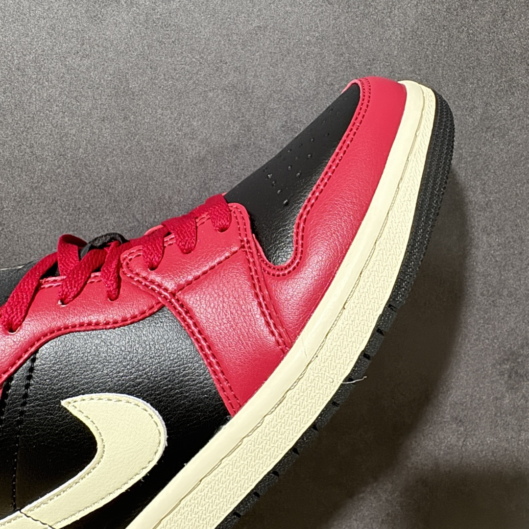 图片[8]-【H11纯原】Nike Air Jordan 1 Low SE AJ1 乔一 舒适贴合 防滑耐磨 低帮 复古篮球鞋 货号：DC0774-605 尺码：35.5 36 36.5 37.5 38 38.5 39 40 40.5 41 42 42.5 43 44 45 46 47.5 #H11顶级纯原 纯原外贸平台特供订单 #全套原纸板楦头开发 #原厂特供材料配套加持 #确保原汁原味 完美呈现版型 #原档数据独家私模大底 #男女鞋同步官方开发至48.5 #原装进口轻量化鞋垫 #进口港宝加持 后跟自然饱满 还原公司包裹性 #鞋面采用原装数据贴合技术 #全方位贴合包裹脚型 #鞋跟部鞋底牵引设计 #提供强大的抓地性能 #更适应不同实战场地路面-选品中心