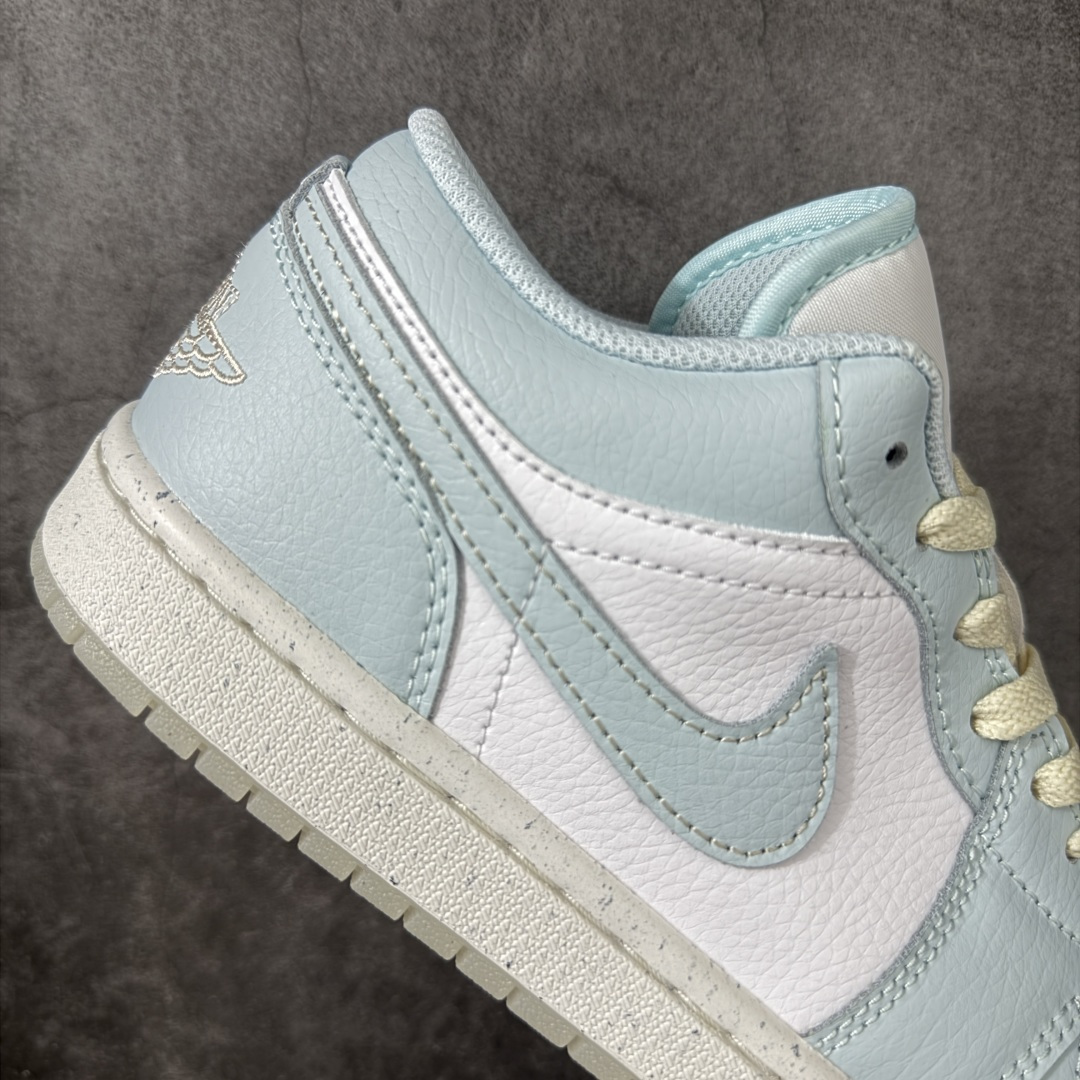 图片[7]-【DT纯原】Air Jordan 1 AJ1 乔一 低帮复古篮球鞋 男女同款 蓝白 HJ5999-400  市面中低帮最具代表性版本没有之一 口碑大厂出品 品控大底版型不断改良更新 全套原纸板楦头开发 确保原汁原味 完美呈现版型 完美零毛边处理 原厂内置全掌气垫 价格定位良心 平台专用代工流水线出品 一眼公司既视感 拿到手的一瞬间就与众不同 碾压市面所有版本 全部原鞋开发 每一个配色都会采购原鞋确认细节 打破市面看图做货无好货之说 尺码：35.5-46-选品中心