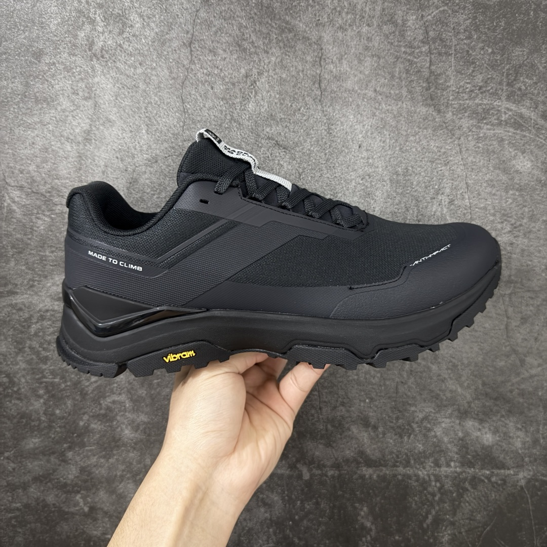 【公司级】凯乐石KAILAS 界山GTX 鞋带款户外运动 防滑耐磨防水 低帮 登山徒步鞋 男款 KAILAS凯乐石品牌是全球三大全系攀登品牌之一，于2003年创立于中国广州，致力于为有攀登梦想的户外运动员及爱好者，研发制造功能性专业装备，满足他们在极限环境下安全舒适的需求，凯乐石专注于科技面料的开发及专业功能设计，产品线覆盖登山、攀岩、徒步、越野跑山、露营、旅行等多项户外运动，通过运动员的测试反馈，不断进化迭代，产品荣获国内外大奖71座，发明专利21个，更突破性的自主研发攀登器械，打造出中国的攀登硬实力 尺码：39 40 41 42 43 44 45-选品中心