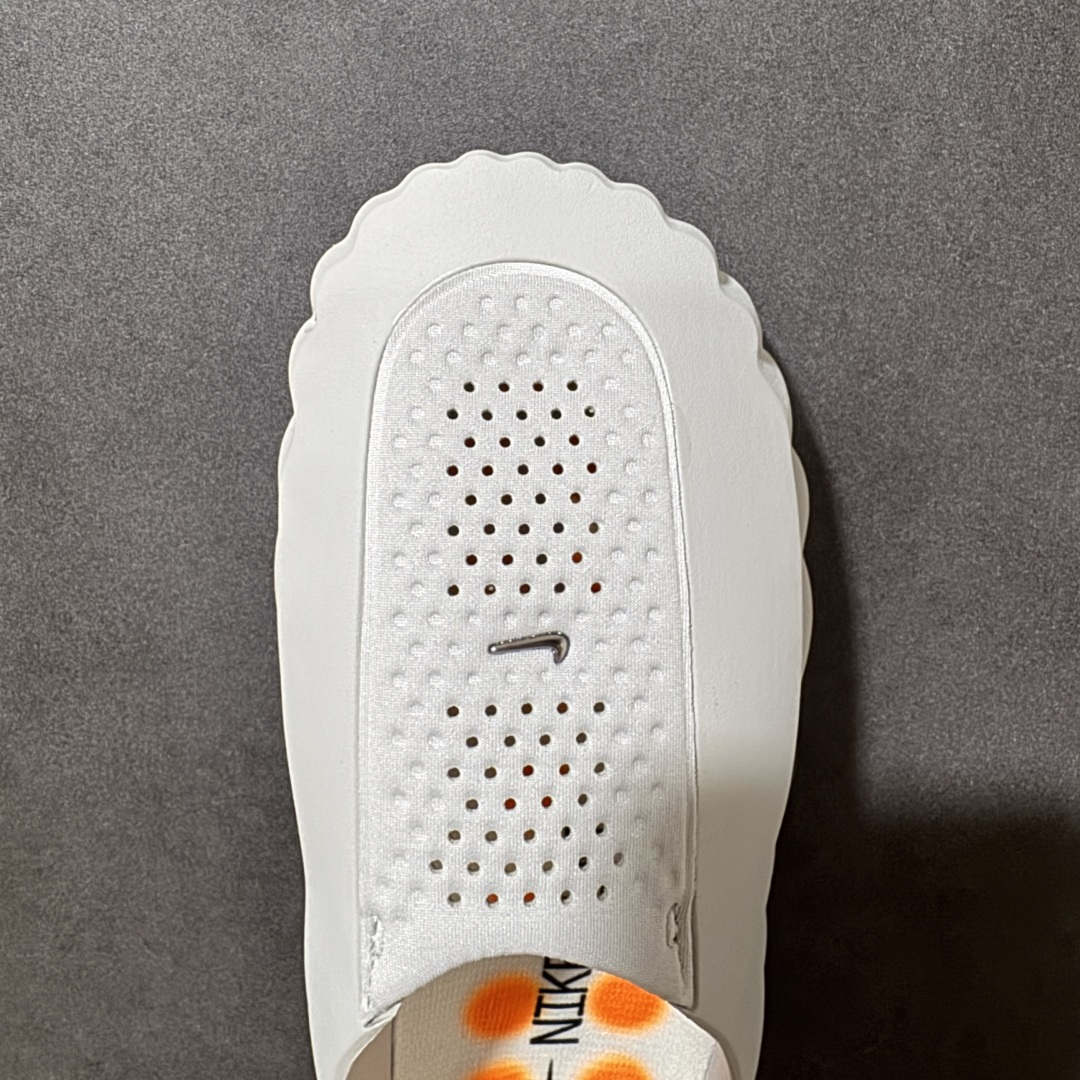 图片[5]-【公司级】Nike Mind 001 黑科技足底按摩舒适柔软包头拖鞋 该系列首作 Mind 001 从神经科学中汲取灵感，打造出一款不仅外观独特，更能为穿着者带来别样感知体验的运动拖鞋，此次新作将继续延续此核心方向。历时十年打磨的 Mind 系列，承载着 Nike 对未来鞋款的愿景呈现。系列中的每双鞋，外底均由 22 个独立泡沫结节构成，旨在模拟赤足般的体验。这些结节通过与足底感官感受器的相互作用，从而促进人体的自然步态。 货号：HQ4307-003、HQ4307-002、HQ4307-001、HQ4307-600 尺码：36-48-选品中心