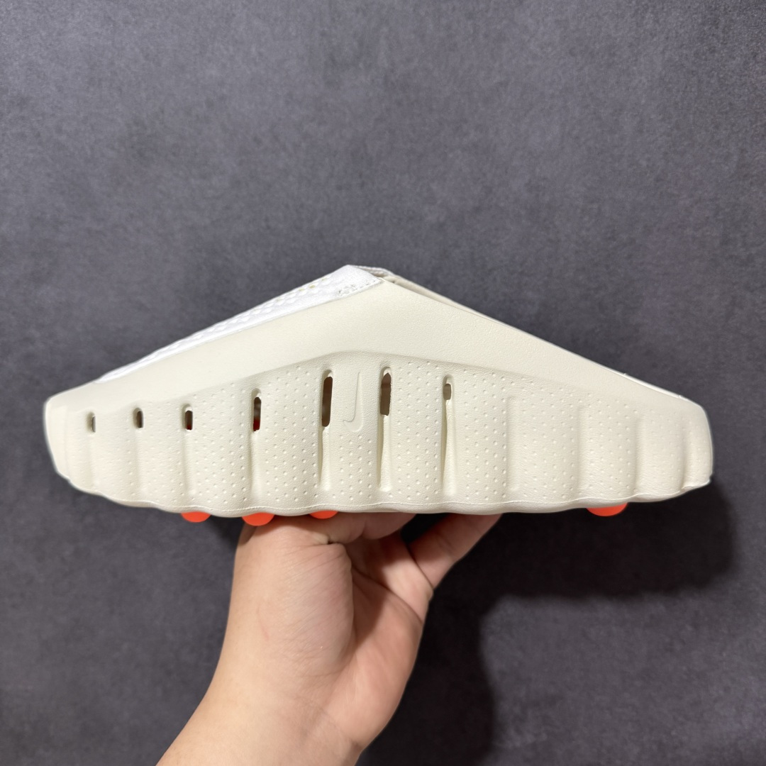 图片[2]-【公司级】Nike Mind 001 黑科技足底按摩舒适柔软包头拖鞋 该系列首作 Mind 001 从神经科学中汲取灵感，打造出一款不仅外观独特，更能为穿着者带来别样感知体验的运动拖鞋，此次新作将继续延续此核心方向。历时十年打磨的 Mind 系列，承载着 Nike 对未来鞋款的愿景呈现。系列中的每双鞋，外底均由 22 个独立泡沫结节构成，旨在模拟赤足般的体验。这些结节通过与足底感官感受器的相互作用，从而促进人体的自然步态。 货号：HQ4307-003、HQ4307-002、HQ4307-001、HQ4307-600 尺码：36-48-选品中心