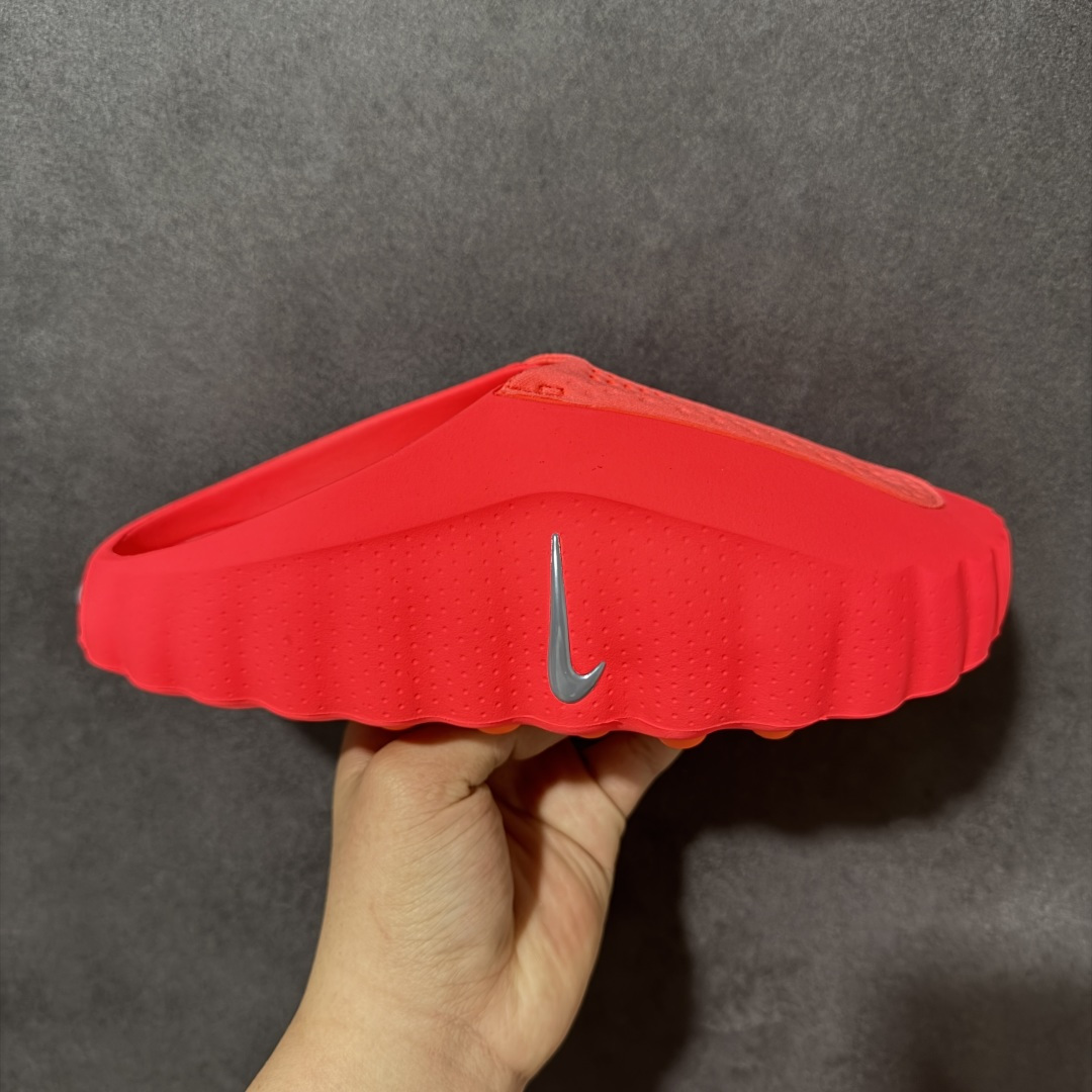 【公司级】Nike Mind 001 黑科技足底按摩舒适柔软包头拖鞋 该系列首作 Mind 001 从神经科学中汲取灵感，打造出一款不仅外观独特，更能为穿着者带来别样感知体验的运动拖鞋，此次新作将继续延续此核心方向。历时十年打磨的 Mind 系列，承载着 Nike 对未来鞋款的愿景呈现。系列中的每双鞋，外底均由 22 个独立泡沫结节构成，旨在模拟赤足般的体验。这些结节通过与足底感官感受器的相互作用，从而促进人体的自然步态。 货号：HQ4307-003、HQ4307-002、HQ4307-001、HQ4307-600 尺码：36-48-选品中心
