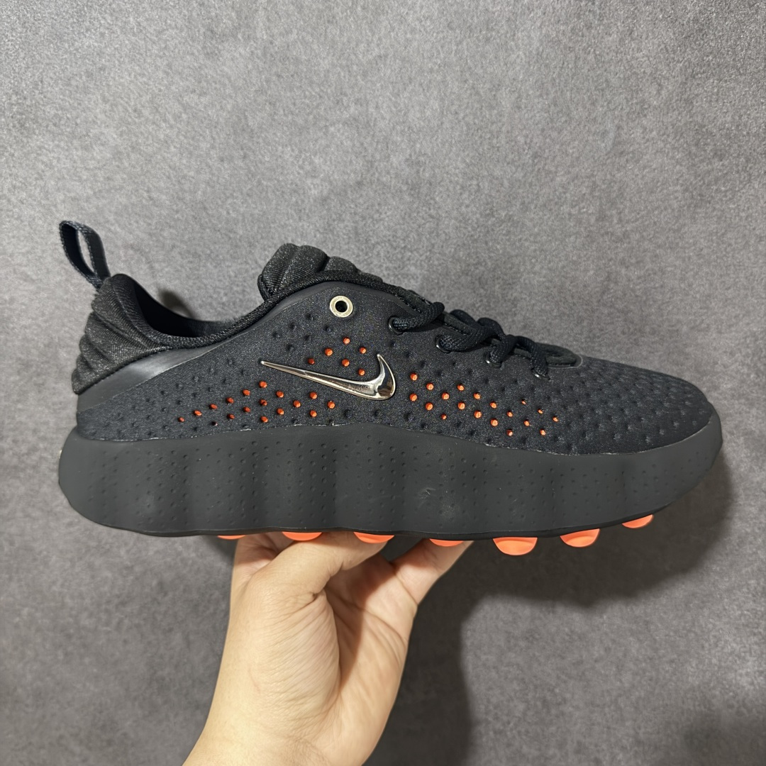 【公司级】Nike Mind 002 耐克 舒适柔软 科技训练鞋 黑科技产物 作为耐克首款结合神经科学研发的鞋款 它最大的设计在于鞋底 鞋底嵌有22个独立泡棉节点 上脚后能有效刺激足底触觉 搭配吸睛的外观 适合在运动后松时穿着 带来独特体验 货号：HQ4308-001 尺码：36-45-选品中心