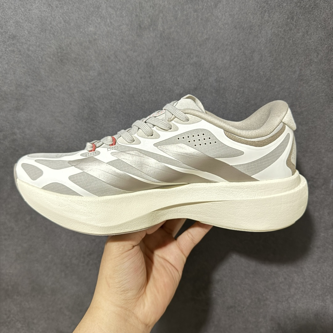 图片[2]-【公司级】Adidas Adizero Evo SL EXO 阿迪达斯 舒适百搭防滑耐磨 低帮 休闲跑步鞋 中底配置方面搭载全掌Lightstrike Pro 鞋面采用透气网面 契合日常训练鞋的定位 外底给到了橡胶 更加防滑耐磨 货号：KI4789 尺码：36 36.5 37 38 38.5 39 40 40.5 41 42 42.5 43 44 45-选品中心