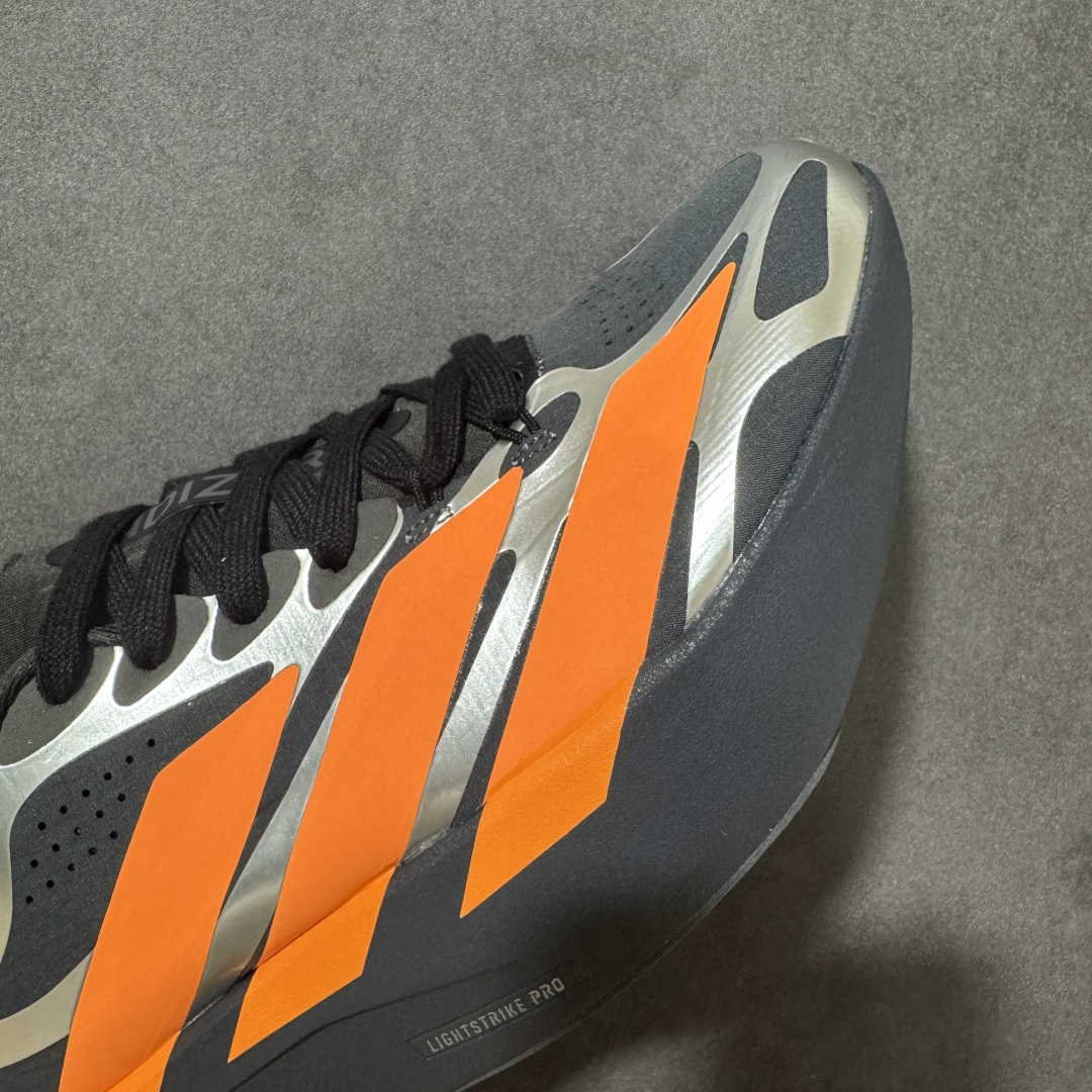 图片[8]-【公司级】Adidas Adizero Evo SL EXO 阿迪达斯 舒适百搭防滑耐磨 低帮 休闲跑步鞋 中底配置方面搭载全掌Lightstrike Pro 鞋面采用透气网面 契合日常训练鞋的定位 外底给到了橡胶 更加防滑耐磨 货号：KI4766 尺码：36 36.5 37 38 38.5 39 40 40.5 41 42 42.5 43 44 45-选品中心