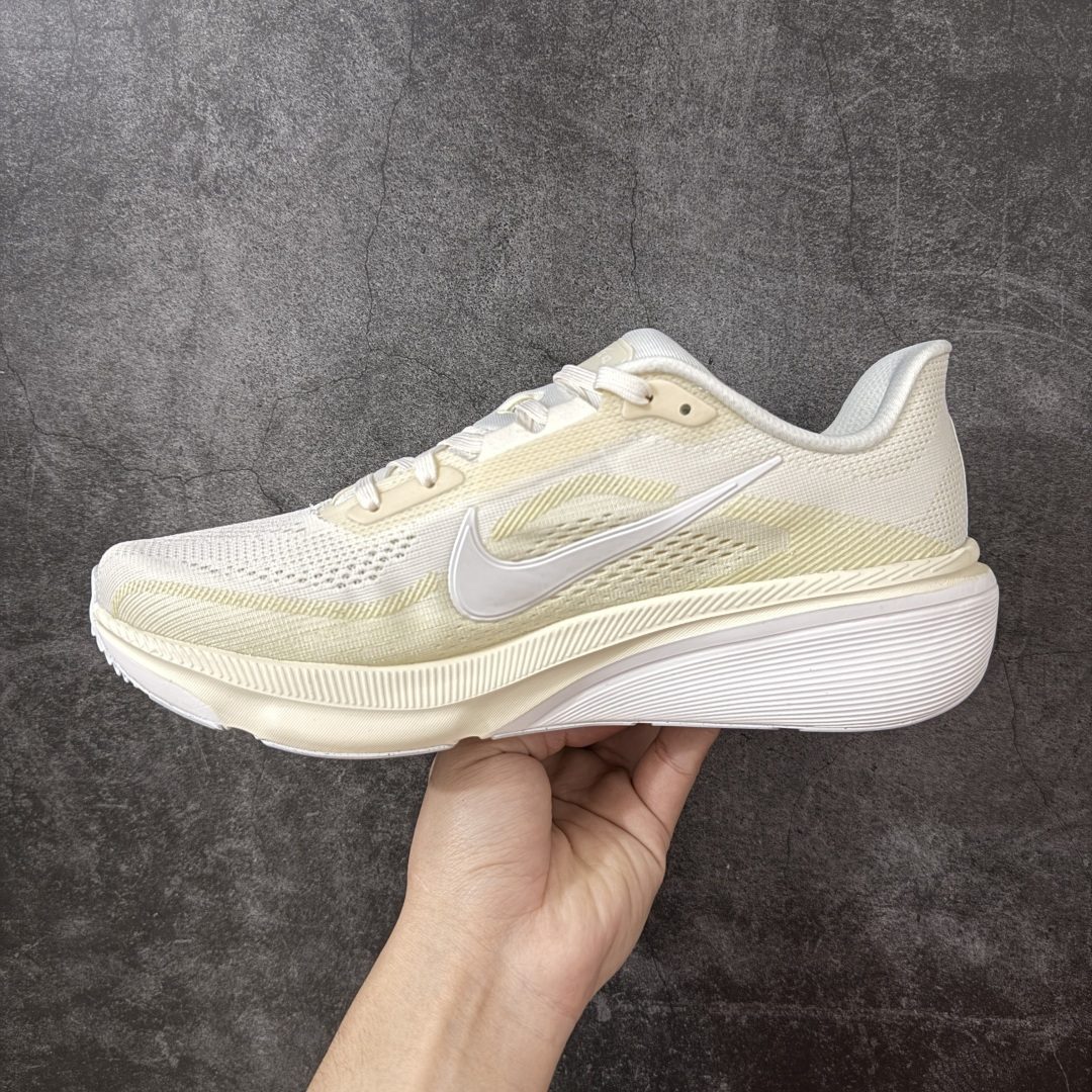 图片[2]-【XE纯原】Nike Air Zoom Pegasus 42 登月42代超级飞马系列马拉松跑步鞋 IB1881-106 平台专供 充正品质 之前未流通市场版本 内里嵌入定型海绵 中底搭载前Zoom+全掌React配置 全部原鞋开发打造 所有细节全部同步原版 全新一代拥有 Zoom Air 一如既往的稳定感和流畅感 鞋面采用工程网眼设计 为特定高热区域营造出色透气性 进一步增加鞋面的穿孔数量 让足部能够快速散热 中足搭配 Flywire 飞线 在高速运动时营造舒适稳定的贴合感 内置Zoon气垫加持 动力十足！ 尺码： 36-46-选品中心
