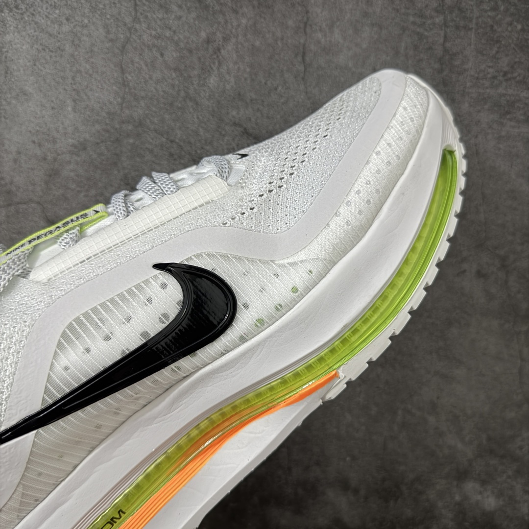 图片[6]-【纯原S版】Nike Pegasus Premium SE 舒适百搭减震防滑耐磨透气 低帮跑步鞋 简约又不失活力，上脚超吸睛。  它不仅颜值高，性能更是一绝！  全掌气垫科技，减震防滑超耐磨，每一步都能感受到强劲回弹，给双脚舒适支撑。  透气鞋面，跑步时双脚也能自由呼吸。    #独家原包 原底原料 开模打造  #原厂鞋标 高精密准度  #原楦原纸板开发 匹配原版98%以上  #后跟弧度 正确呈现  #原厂皮料 质感无敌  #皮料切割干净 无任何毛边 清洁度细节完美  货号：HQ2592-105  尺码：35.5-46-选品中心
