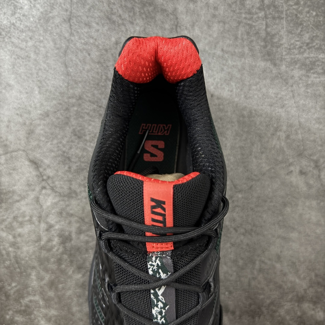 图片[8]-【纯原版】Salomon XT-4K Kith 萨洛蒙系列低帮城市越野机能透气休闲运动鞋 477723 鞋舌处附有迷你网眼袋收纳鞋绳以及下方的多色 Logo 标签 接着搭载奶油色 ACS 技术中底以及金色 TPU 塑料部件提升鞋款耐用性 中底与鞋面之间饰有海蓝色条状细节有效增添鞋款层次 最后应用黑色 Contragrip Chevron 外底完成鞋款设计 这次配色颇为高调 两款配色均以绚丽的渐变设计呈现 一款以粉紫渐变主打 另一款以黄绿渐变呈现 视觉效果相当吸睛 鞋面的使用玻璃纤维覆盖物加固 并通过细绳扣系带系统进行锁定 Salomon 的品牌logo 出现在脚后跟和前掌部位 中底虽然偏薄 但非常耐用 与模压塑料ACS 框架以及致密AC2 Muscle 鞋底单元结合 能够提供出色的支撑力和缓冲性 尺码：36 36.5 37.5 38 38.5 39 40 40.5 41 42 42.5 43 44 44.5 45-选品中心