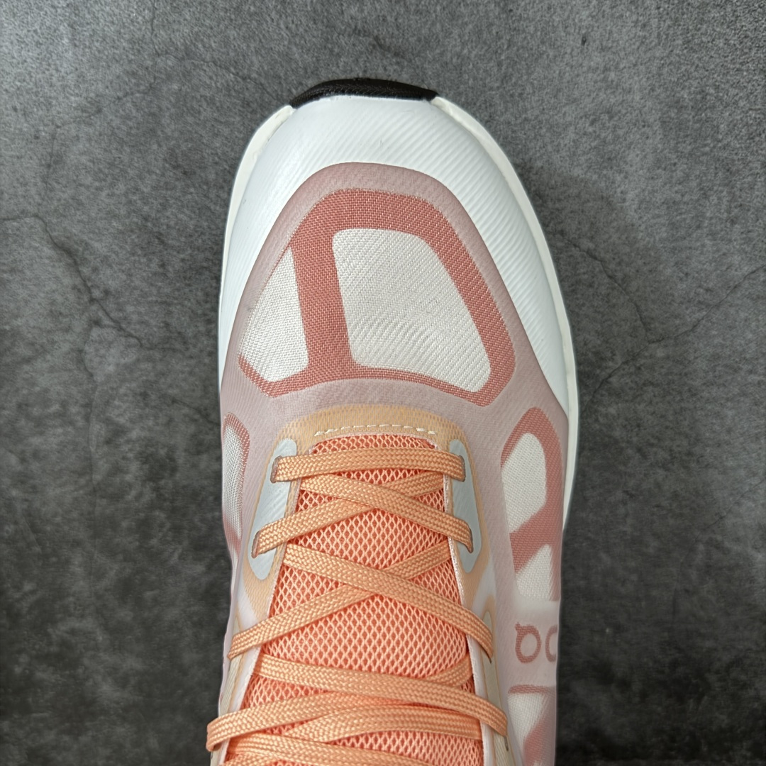 图片[5]-【YH版本】昂跑On Cloudtitl 新品男女同款防水缓震徒步鞋厚底增高运动老爹鞋 云模块高弹eva十橡胶组合，缓震回弹双效合一，抓地力及耐磨性兼备原装进口织物鞋面，厚实兼备透气性，同步原版高频压印及压胶处理，3m反光加持缓震性能提升：cloudtilt 2.0采用了先进的缓震技术，能够有效减少跑步时对关节的冲击，保护运动者的健康。其独特的缓震系统设计能够提供稳定的支撑，确保跑者在跑道上尽情释潜能。 这款运动鞋注重透气性和舒适性，采用轻盈透气的材料，确保双脚在奔跑中感受自由和快感。紧密贴合脚型的设计，提供稳定的支撑，让跑者在奔跑中更加自如。 男码货号3MG10273686 尺码：36 36.5 37 38 38.5 39 40 40.5 41 42 42.5 43 44 44.5 45-选品中心