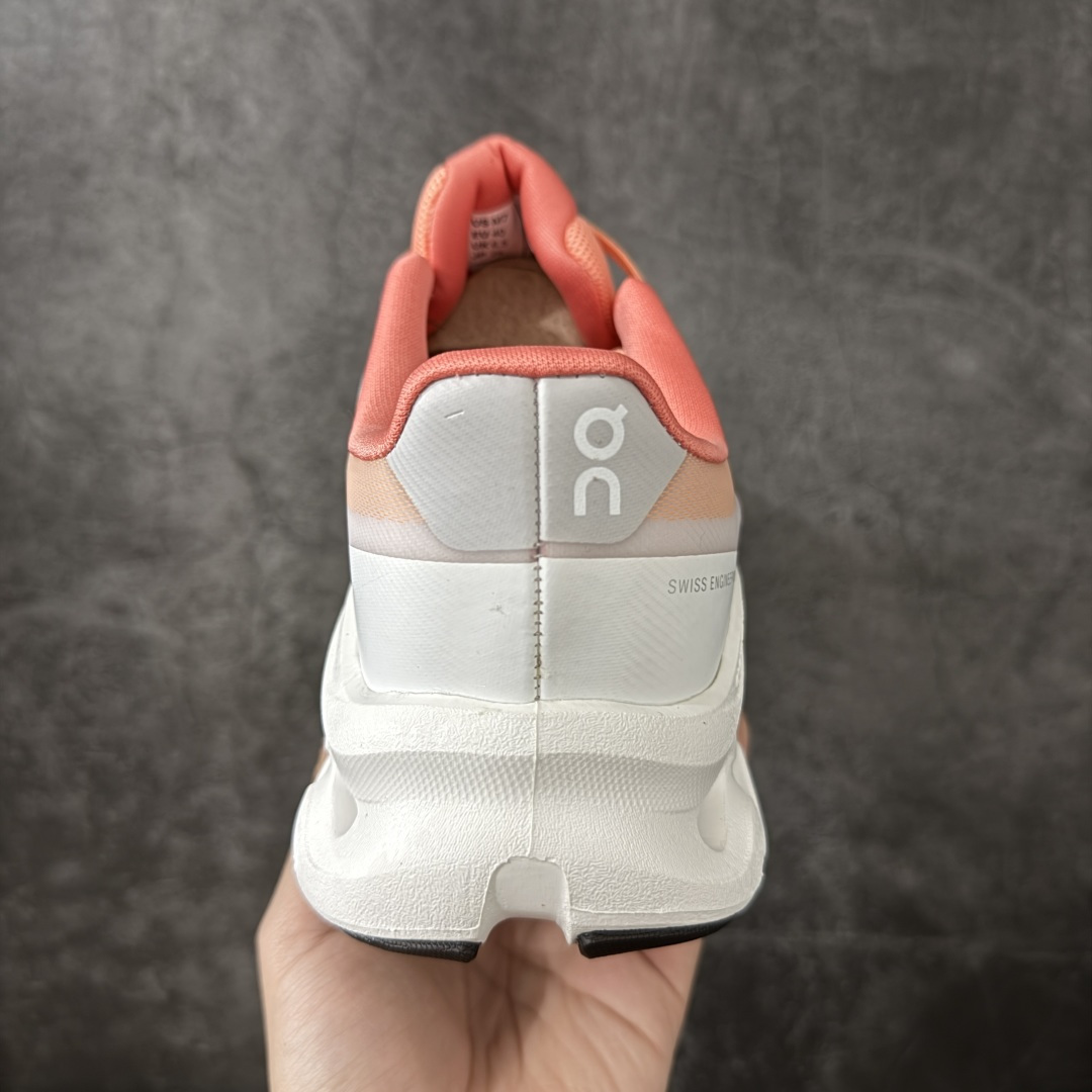 图片[4]-【YH版本】昂跑On Cloudtitl 新品男女同款防水缓震徒步鞋厚底增高运动老爹鞋 云模块高弹eva十橡胶组合，缓震回弹双效合一，抓地力及耐磨性兼备原装进口织物鞋面，厚实兼备透气性，同步原版高频压印及压胶处理，3m反光加持缓震性能提升：cloudtilt 2.0采用了先进的缓震技术，能够有效减少跑步时对关节的冲击，保护运动者的健康。其独特的缓震系统设计能够提供稳定的支撑，确保跑者在跑道上尽情释潜能。 这款运动鞋注重透气性和舒适性，采用轻盈透气的材料，确保双脚在奔跑中感受自由和快感。紧密贴合脚型的设计，提供稳定的支撑，让跑者在奔跑中更加自如。 男码货号3MG10273686 尺码：36 36.5 37 38 38.5 39 40 40.5 41 42 42.5 43 44 44.5 45-选品中心