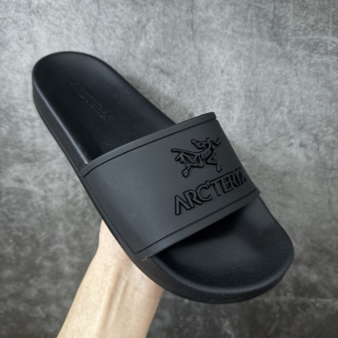 图片[3]-【莞产纯原】始祖鸟Arcteryx Slipper 百搭柔软 防滑一字拖鞋 中底设计提供更佳支撑和舒适感受 一片式鞋面搭配加厚衬里 贴合脚面 给予舒适脚感 尺码：39 40 41 42 43 44 45-选品中心