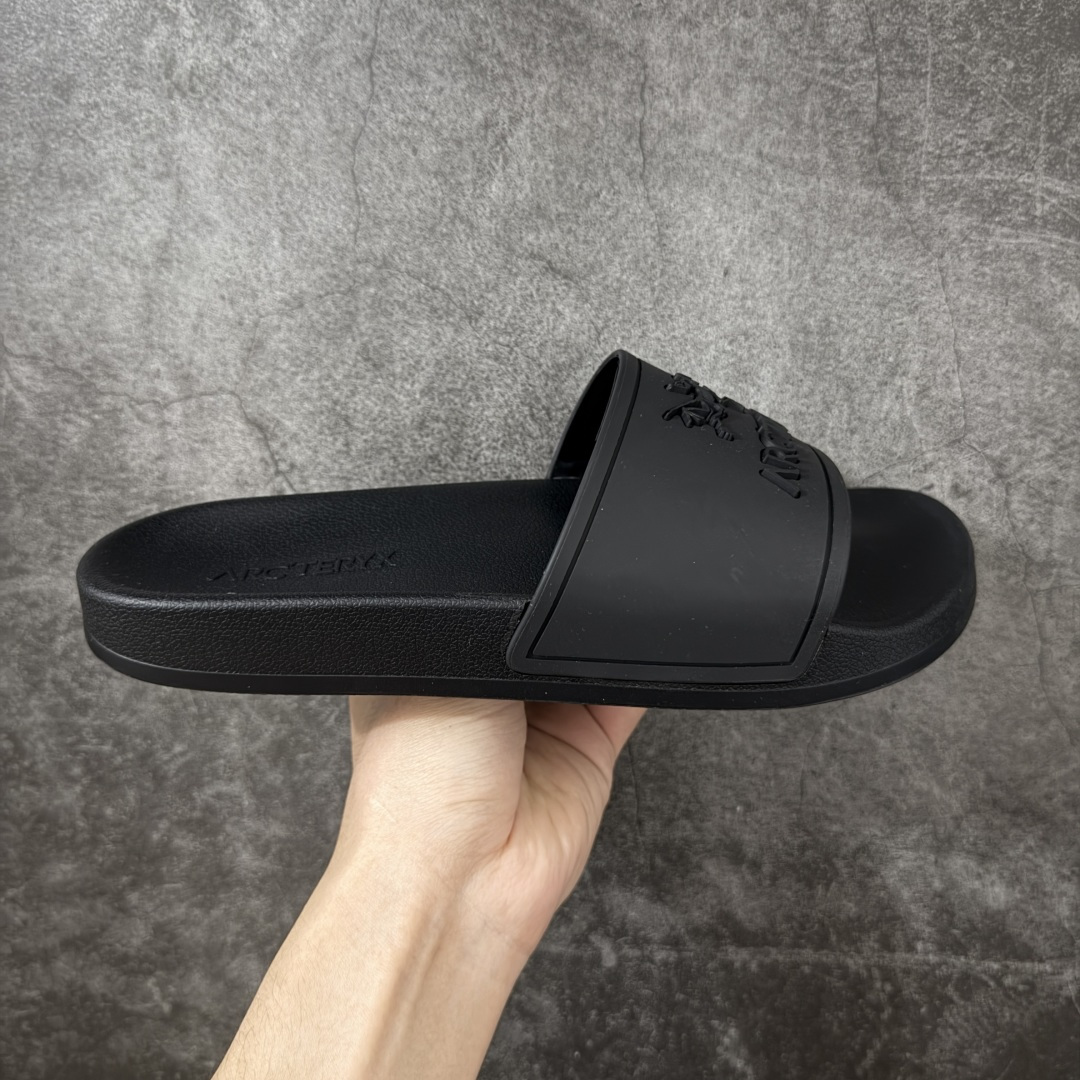 【莞产纯原】始祖鸟Arcteryx Slipper 百搭柔软 防滑一字拖鞋 中底设计提供更佳支撑和舒适感受 一片式鞋面搭配加厚衬里 贴合脚面 给予舒适脚感 尺码：39 40 41 42 43 44 45-选品中心