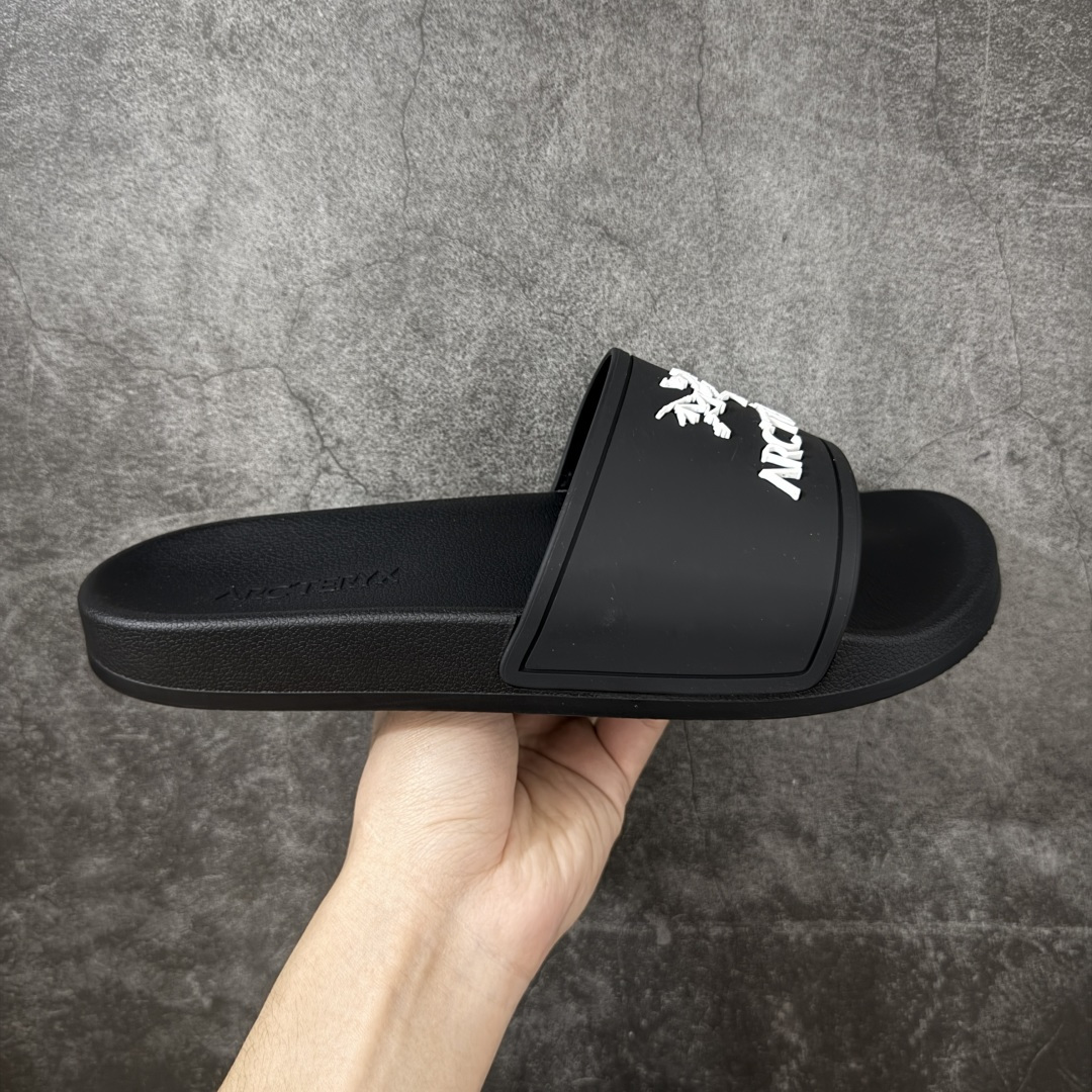 【莞产纯原】始祖鸟Arcteryx Slipper 百搭柔软 防滑一字拖鞋 中底设计提供更佳支撑和舒适感受 一片式鞋面搭配加厚衬里 贴合脚面 给予舒适脚感 尺码：39 40 41 42 43 44 45-选品中心