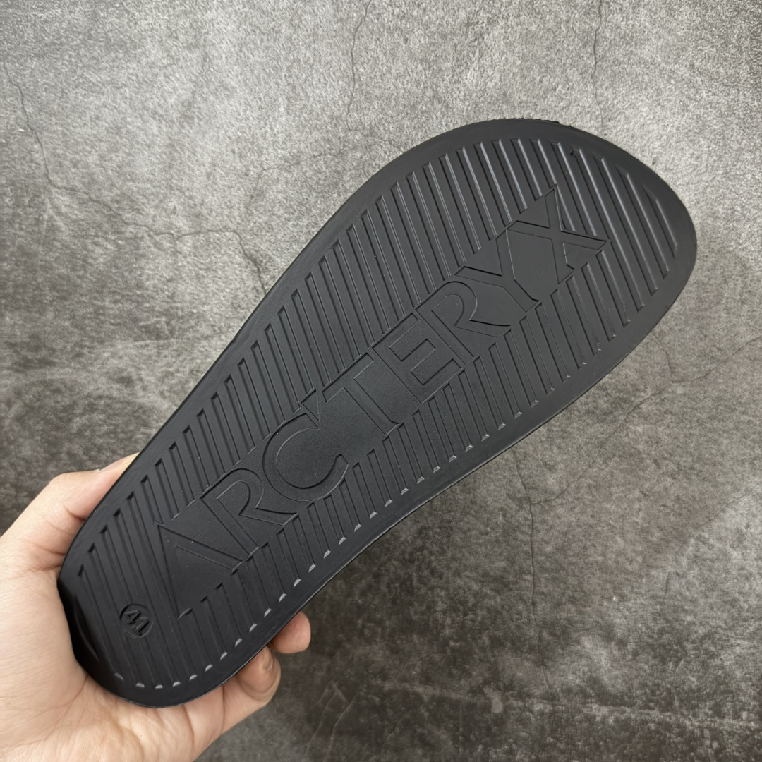 图片[8]-【莞产纯原】始祖鸟Arcteryx Slipper 百搭柔软 防滑一字拖鞋 中底设计提供更佳支撑和舒适感受 一片式鞋面搭配加厚衬里 贴合脚面 给予舒适脚感 尺码：39 40 41 42 43 44 45-选品中心