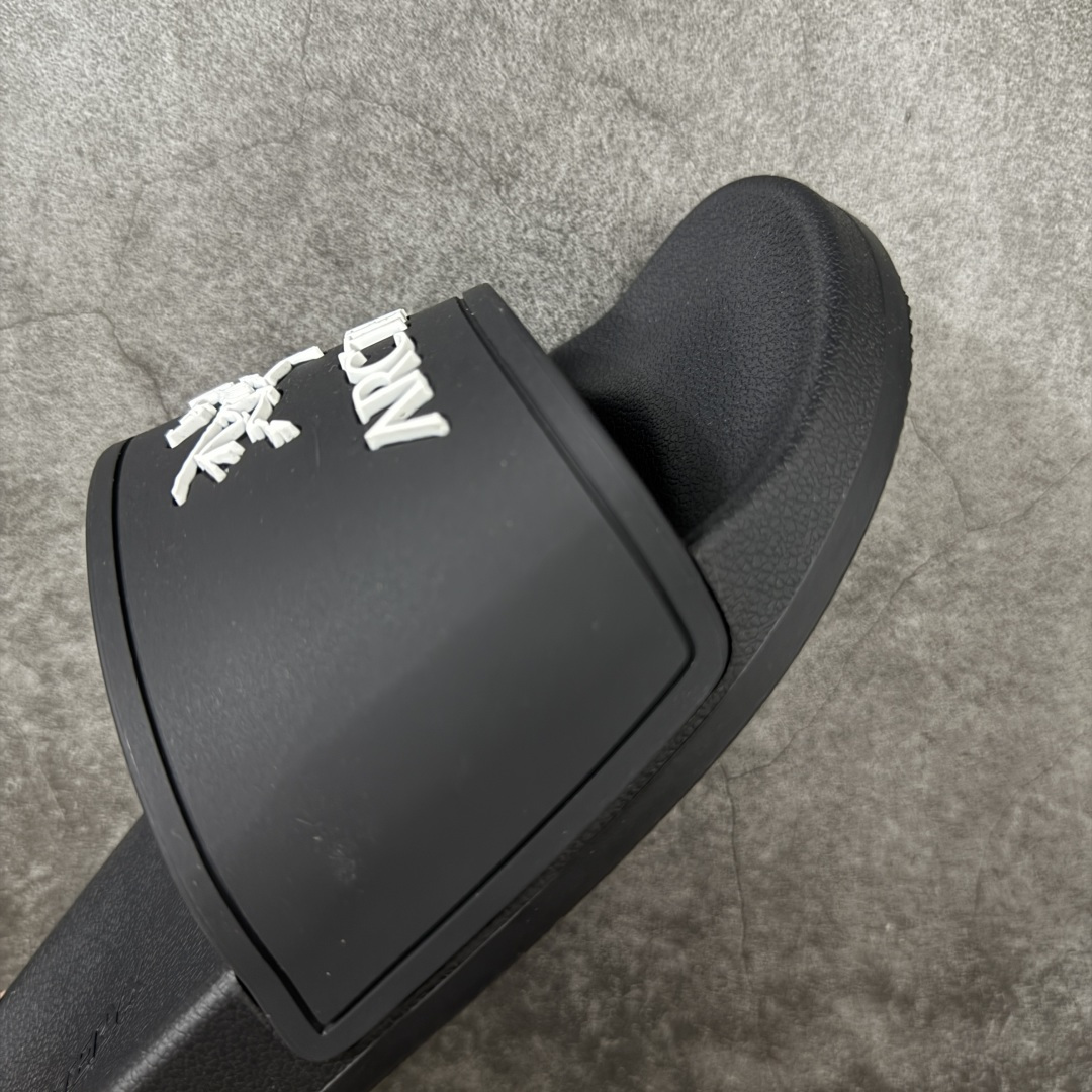 图片[6]-【莞产纯原】始祖鸟Arcteryx Slipper 百搭柔软 防滑一字拖鞋 中底设计提供更佳支撑和舒适感受 一片式鞋面搭配加厚衬里 贴合脚面 给予舒适脚感 尺码：39 40 41 42 43 44 45-选品中心