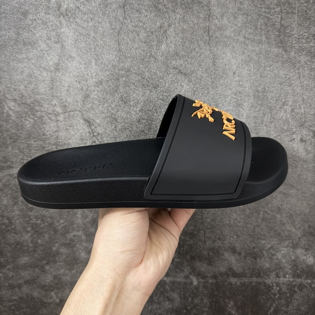 【莞产纯原】始祖鸟Arcteryx Slipper 百搭柔软 防滑一字拖鞋 中底设计提供更佳支撑和舒适感受 一片式鞋面搭配加厚衬里 贴合脚面 给予舒适脚感 尺码：39 40 41 42 43 44 45-选品中心