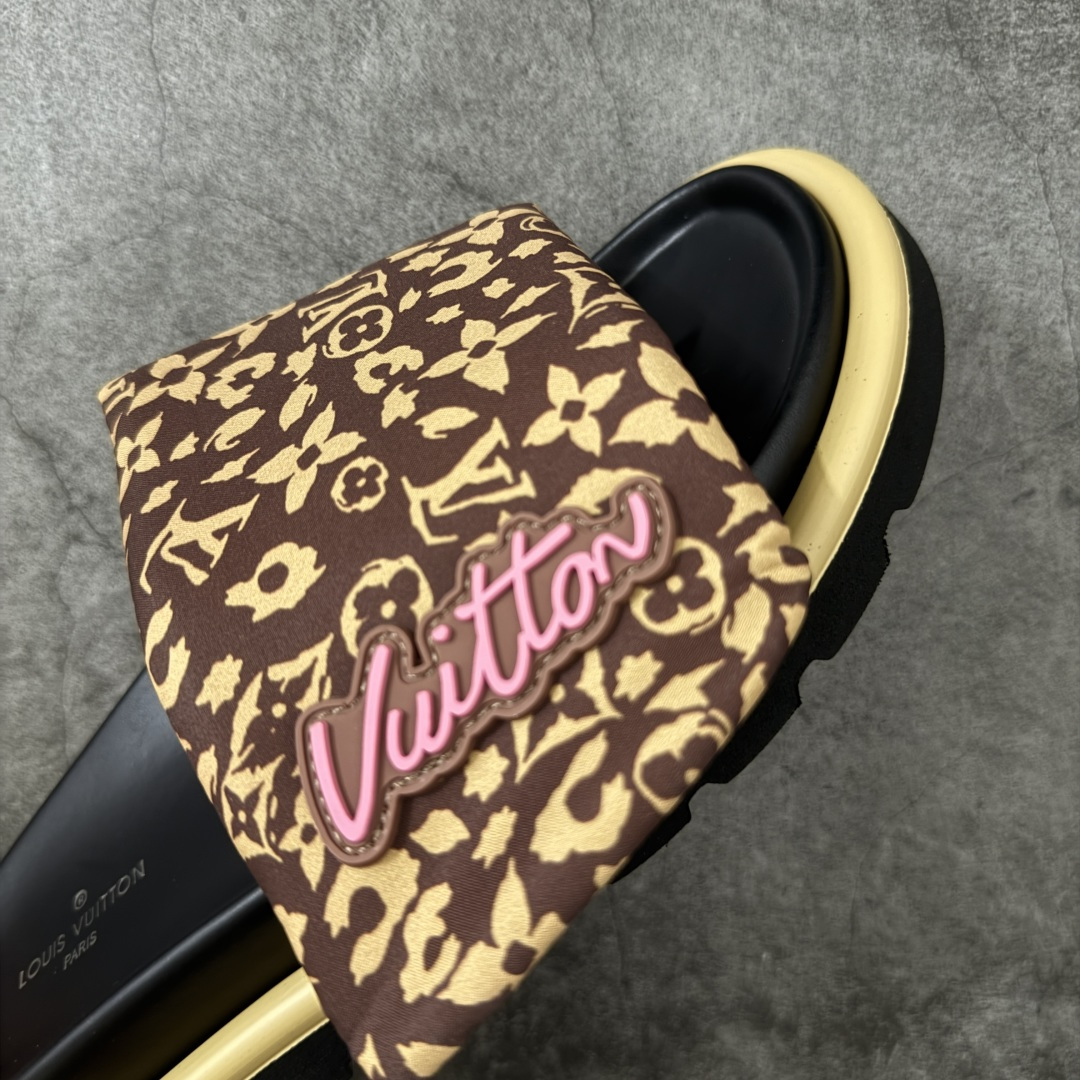图片[6]-【广东礼盒版本】LOUIS VUITTON | 路易威登2024 𝐬𝐬💛春夏最新爆款魔术贴系列 情侣款厚底拖鞋 原版全套礼盒包装 鞋面：LV进口5D打印花布，牛皮内里 大底：原版开模大底 尺码： 35-44-选品中心
