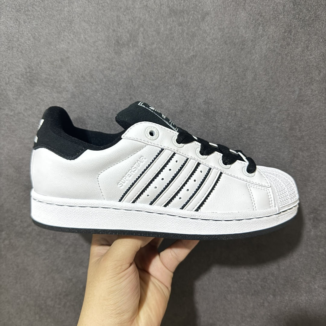 【H11顶级头层版】adidas originals Superstar 2 贝壳头 简约经典 舒适时尚 复古板鞋 男女同款 黑白 货号：JH5469 全新升级版 皮料改进至头层原厂皮 原盒 原底原料 开模打造 原厂织唛鞋标 高精密准度 原楦原纸板开发 匹配原版98%以上 后跟垫棉独家呈现 反口里弧度正确 原厂鞋垫 背胶 后跟电绣针数 与正品一致 原厂皮料 原厂车缝线 质感无敌 皮料切割干净 无任何毛边 清洁度细节完美 进口港宝加持 后跟自然饱满 还原公司包裹性 鞋面采用原装数据贴合技术 全方位贴合包裹脚型 鞋跟部鞋底牵引设计 提供强大的抓地性能 更适应不同实战场地路面 尺码：35.5 36 36.5 37.5 38 38.5 39 40 40.5 41 42 42.5 43 44 45-选品中心
