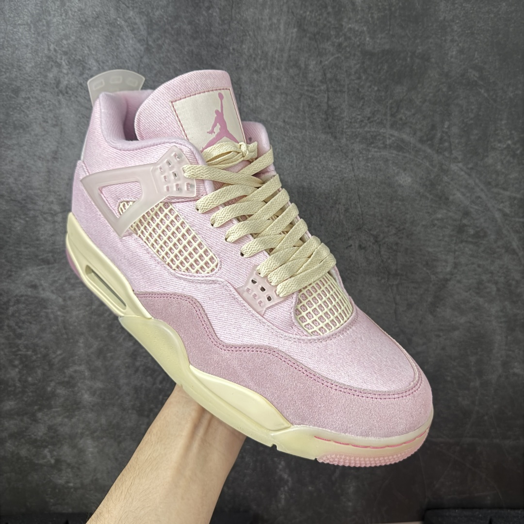 图片[3]-【TK至尊版】Air Jordan 4 Retro AJ4 2026水洗丹宁 粉色IB6716-600 目前市面所有大厂中 品质材料细节最好的一个版本 原汁原味完美呈现四代版型 一比一鞋头弧度高度趴度鞋身弧度 原厂麂皮绒皮料材质 数据细节工艺流程均保持公司一致 细节品控鞋型随意秒杀市面版本 原厂TPU网格鞋带扣 正确内里网布 菱角分明不变形无多余毛边 柔软性质感一致于原鞋 原厂织唛标 原厂飞人电绣工艺 独家绑鞋带手法 印刷中底布 四线拉帮 米色美纹纸贴合固定 进口港宝加持 后跟自然饱满 全鞋荧光划线卡点 追求极致完美 每一双都是工艺品 多重QC质检 超越公司货的品控标准 实实在在的免检产品 尺码：36-47.5-选品中心