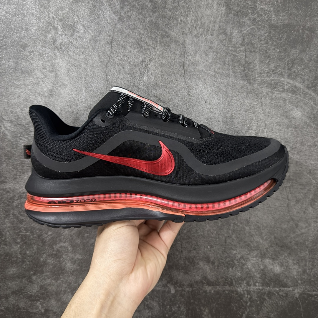 【纯原S版】Nike Pegasus Premium SE 舒适百搭减震防滑耐磨透气 低帮跑步鞋 简约又不失活力，上脚超吸睛。  它不仅颜值高，性能更是一绝！  全掌气垫科技，减震防滑超耐磨，每一步都能感受到强劲回弹，给双脚舒适支撑。  透气鞋面，跑步时双脚也能自由呼吸。    #独家原包 原底原料 开模打造  #原厂鞋标 高精密准度  #原楦原纸板开发 匹配原版98%以上  #后跟弧度 正确呈现  #原厂皮料 质感无敌  #皮料切割干净 无任何毛边 清洁度细节完美  货号：HQ2593-010  尺码：35.5-46-选品中心