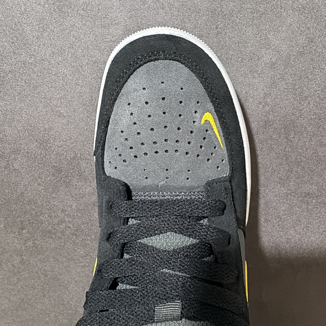 图片[5]-【公司级】Nike SB Force 58 硫化杯底 传统篮球风格板鞋 Nike SB Force 58 男/女滑板鞋采用包边设计 经久耐穿 硫化结构则有效提升灵活性 穿上这款创意力作 助你耀动街头 采用帆布和翻毛皮组合材料 融入打孔设计 为你打造彰显经典篮球风范的整体造型 货号：DV5477-009 尺码：36 36.5 37.5 38 38.5 39 40 40.5 41 42 42.5 43 44 45-选品中心