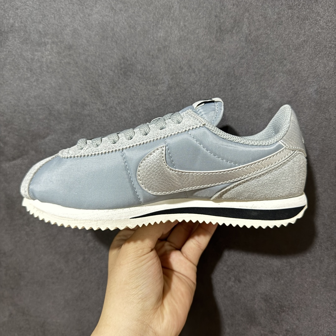 图片[2]-【公司级】Nk Classic Cortez 经典阿甘休闲跑步鞋 纯粹而执着的精神，使得Cortez种在了一代人的心里，无论是否喜欢它复古的鞋型，一双Nike Classic Cortez总是能让人难以抗拒，将他摆在鞋柜 货号：DZ2795-002 尺码：36-45 带半码-选品中心
