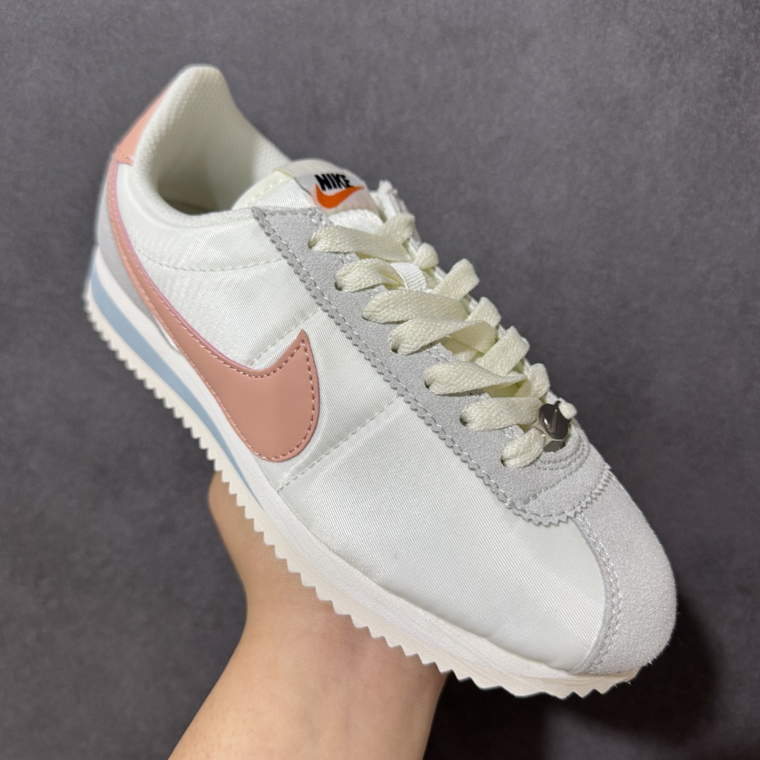 图片[3]-【公司级】Nk Classic Cortez 经典阿甘休闲跑步鞋 纯粹而执着的精神，使得Cortez种在了一代人的心里，无论是否喜欢它复古的鞋型，一双Nike Classic Cortez总是能让人难以抗拒，将他摆在鞋柜 货号：IF1764-100 尺码：36-45 带半码-选品中心