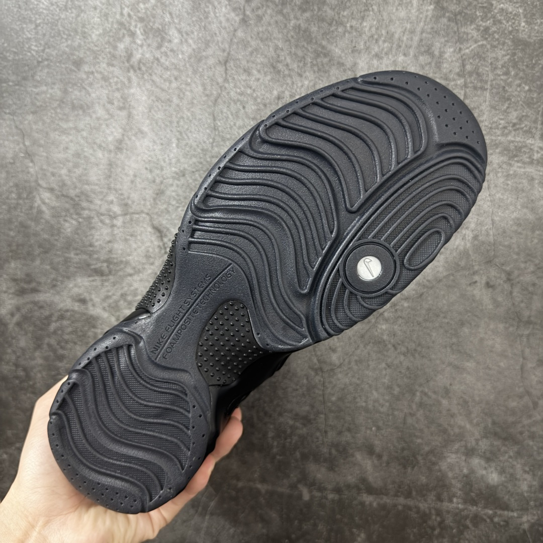 图片[9]-【莞顶纯原】Nike Air Flightposite One 飞行风一代系列中帮休闲运动文化篮球鞋“碳板黑风”碳板风一复刻版 风衣 FV5582-001 采用一次成型聚氨酯铸模脚型内膜鞋面材质 鞋垫嵌入前后掌ZOOM回弹缓震气垫 超大TPU模块组合耐磨橡胶大底❗️ 经典的全黑配色 Nike Air Flightposite 2014 “Carbon Fiber” 又将我们带回到那个难忘的年代。低调而奢华感十足的碳纤维纹路鞋面，经典的拉链式设计，在十多年后的今天，这款碳板风仍然颇具魅力，诸多细节值得细细品味。 尺码：40-46-选品中心