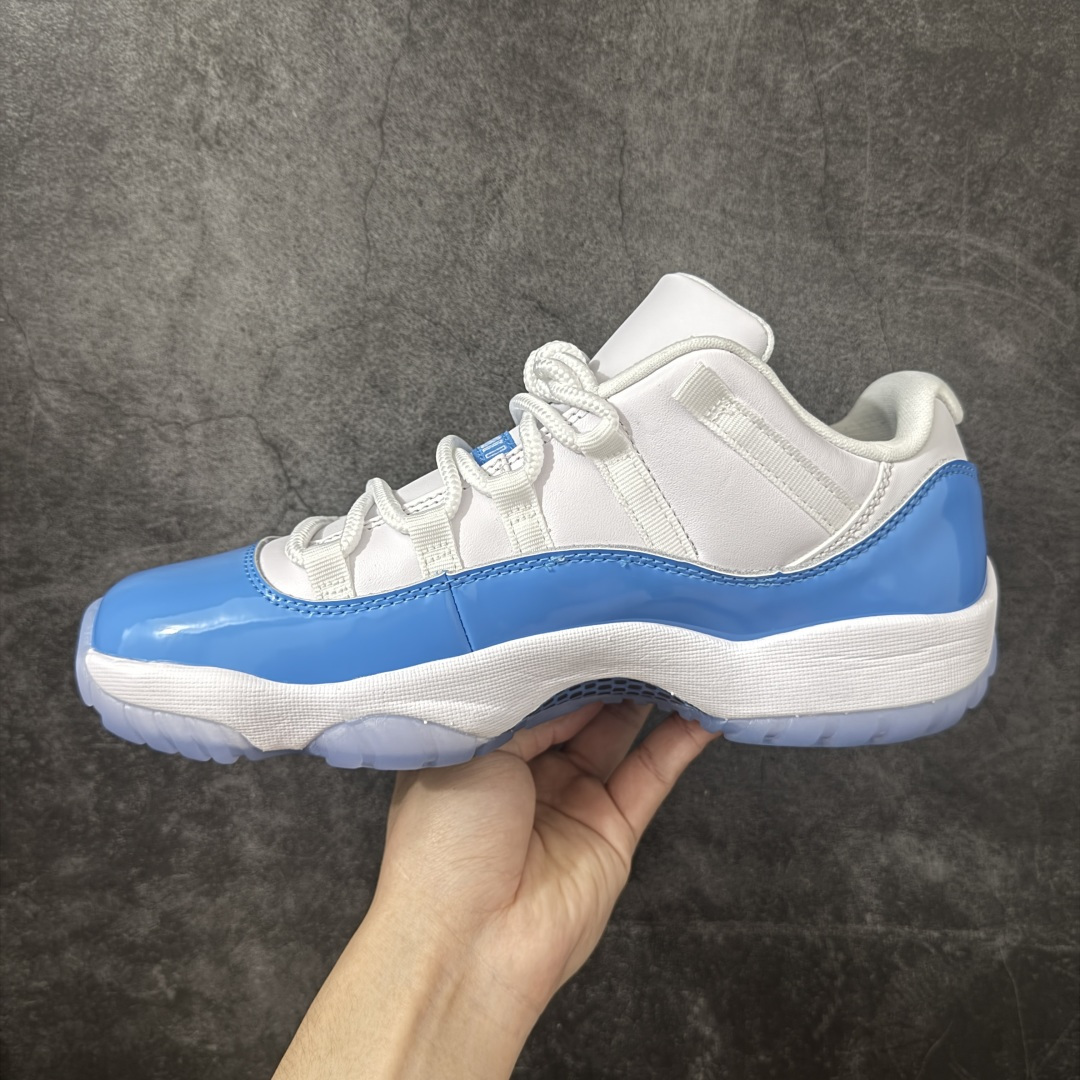 图片[2]-【原厂版】Air Jordan 11 Retro AJ11复刻白蓝 货号：FV5104-100   原楦原档案数据开模打造 原厂中底拉帮钢印 原厂漆皮 防冻不开裂 头层皮料 原装鞋撑 水晶大底正确色度色泽 原楦原数据刺绣 原厂车缝走线及对位 毫厘不差 飞人logo采用原数据电脑刺绣 原装正品碳纤维真实碳板 增强抗扭 原内标 原盒标 正确官方原盒 原厂防氧化水晶外底 原厂配套厂全掌solo气垫 尺码：40 40.5 41 42 42.5 43 44 44.5 45 46 47.5 48.5-选品中心