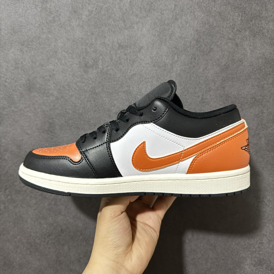 图片[2]-【H11纯原】Nike Air Jordan 1 Low SE AJ1 乔一 舒适贴合 防滑耐磨 低帮 复古篮球鞋 货号：553558-081 尺码：35.5 36 36.5 37.5 38 38.5 39 40 40.5 41 42 42.5 43 44 45 46 47.5 #H11顶级纯原 纯原外贸平台特供订单 #全套原纸板楦头开发 #原厂特供材料配套加持 #确保原汁原味 完美呈现版型 #原档数据独家私模大底 #男女鞋同步官方开发至48.5 #原装进口轻量化鞋垫 #进口港宝加持 后跟自然饱满 还原公司包裹性 #鞋面采用原装数据贴合技术 #全方位贴合包裹脚型 #鞋跟部鞋底牵引设计 #提供强大的抓地性能 #更适应不同实战场地路面-选品中心