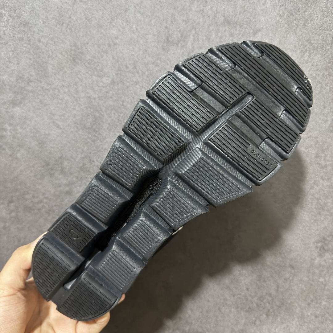 图片[9]-【外贸纯原】On昂跑 Cloud 6 柔软舒适 织物耐磨 低帮 休闲城市通勤跑步鞋 – 鞋面材质：采用100%再生聚酯打造的工程网眼鞋面，运用原抽色纱染色工艺，不仅环保，还具备良好的透气性，能让双脚保持干爽。 – 中底科技：中底为尼龙混纺全掌式速度版，搭配50%生物基环保材料打造的Zero-Gravity零重力泡棉，脚感偏硬弹，支撑性不错，能有效吸收地面冲击力，提供良好的缓震效果。 – 鞋带设计：配备了弹力收束的免鞋带系统，可实现一脚蹬穿脱，十分方便，同时也配有传统鞋带，满足不同用户需求。 货号：3MF10071043 尺码：36-47.5-选品中心