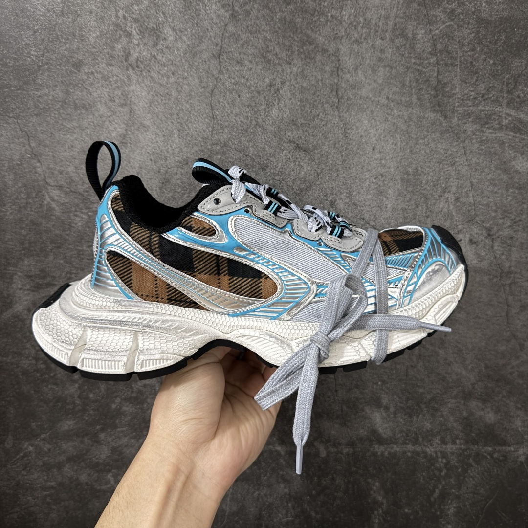 【VG零售版】BALENCIAGA 3XL Sneakers 巴黎世家十代网布系带低帮走秀复古老爹鞋 尼龙格子拼色 全套原纸板楦头开发 最原汁原味的灵魂版型 全鞋荧光划线卡点 胶水把控整洁度追求极致完美 每一双都是工艺品 多重QC质检 超越公司货的品控标准 实实在在的免检产品 原盒原配 正确字体电绣 粗细、位置、大小正确 侧边TPU 透气孔匹配意产原版 正确分离大底 TPU软底 原版一致大底LOGO 立体感十足 原厂皮料水洗做旧 采购原厂网纱 不含皮革 网布材料和聚氨酯 磨损效果 鞋头边缘和后帮 Balenciaga 徽标 鞋面和后跟凸印尺码 鞋舌 3XL 橡胶品牌标识和反光细节 鞋帮拉袢和鞋舌拉祥 配反光细节 备用鞋带在鞋履前侧 可在穿着前取下 便于不同造型搭配 正常尺码 尺码：35 36 37 38 39 40 41 42 43 44 45 46-选品中心