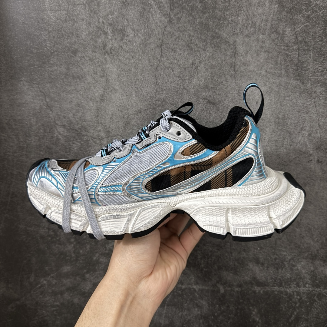 图片[2]-【VG零售版】BALENCIAGA 3XL Sneakers 巴黎世家十代网布系带低帮走秀复古老爹鞋 尼龙格子拼色 全套原纸板楦头开发 最原汁原味的灵魂版型 全鞋荧光划线卡点 胶水把控整洁度追求极致完美 每一双都是工艺品 多重QC质检 超越公司货的品控标准 实实在在的免检产品 原盒原配 正确字体电绣 粗细、位置、大小正确 侧边TPU 透气孔匹配意产原版 正确分离大底 TPU软底 原版一致大底LOGO 立体感十足 原厂皮料水洗做旧 采购原厂网纱 不含皮革 网布材料和聚氨酯 磨损效果 鞋头边缘和后帮 Balenciaga 徽标 鞋面和后跟凸印尺码 鞋舌 3XL 橡胶品牌标识和反光细节 鞋帮拉袢和鞋舌拉祥 配反光细节 备用鞋带在鞋履前侧 可在穿着前取下 便于不同造型搭配 正常尺码 尺码：35 36 37 38 39 40 41 42 43 44 45 46-选品中心
