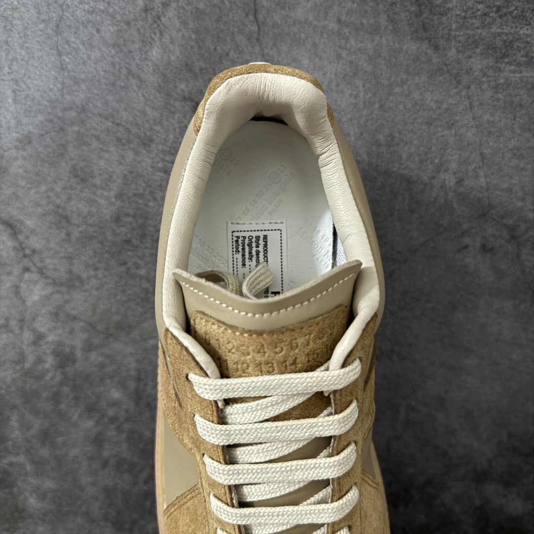 图片[8]-【广东纯原版】MaisonMargiela MM6 马吉拉 25/ 最新 厚底 德训鞋 休闲 运动鞋，原版购入开发 做货 鬼才设计师品牌，一个轻奢品牌 这一款德国训练鞋延续了经典的T形真皮拼接设计，经过设计团队多次的精心改良，只为让您体验最原始的军旅味道~材质：特殊材料/布面，柔软细腻的特点与时尚潮流的布面相结合，使其既有超高的柔软舒适度，又同时保持不错的透气性能~舒适与质感并行，轻松驾驭四季穿着任何搭配。 ✔️面料：原版定制进口牛皮 ✔️内里：牛皮 ✔️大底：原版1：1开模 ✔️底厚：5CM 尺码：35-40-选品中心
