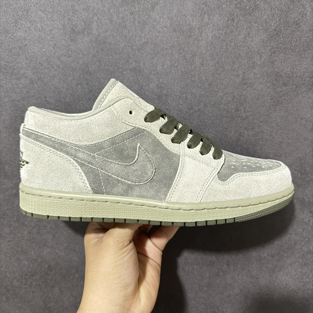 【K版纯原】Air Jordan AJ1 Low 低帮 IR7327-304 全新流水线出品 市场第二梯队最强版 全部原鞋开发 原楦原纸板开发 全鞋电脑针车 原厂内置全掌气垫 原盒内在原标 唯一Zp原版鞋带绑法 免检产品 全新2022版型 全头层皮料 完美零毛边处理 原厂配置全掌气垫 价格定位良心 新配色陆续出货 尺码：36-46-选品中心