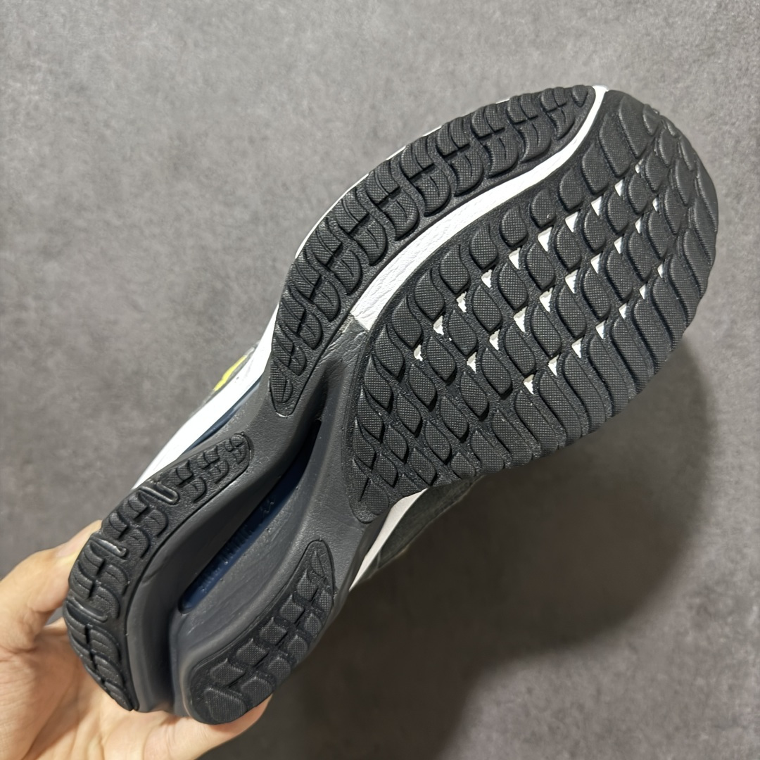 图片[9]-【公司级】Mizuno 美津浓 Wave Rider β 舒适百搭潮流 网布合成革 低帮跑步鞋 美津浓（Mizuno）是日本美津浓株式会社于1906年创立的运动品牌，经过一个多世纪的不断努力现已成为世界著名的运动器具、服装和鞋类生产商。美津浓力求服务于各类运动项目，并竭力使运动生活更加愉快和振奋。产品种类齐全，覆盖几乎全部主要运动项目，达到30万多个品类。 货号：D1GG230601 尺码：36-45带半码-选品中心