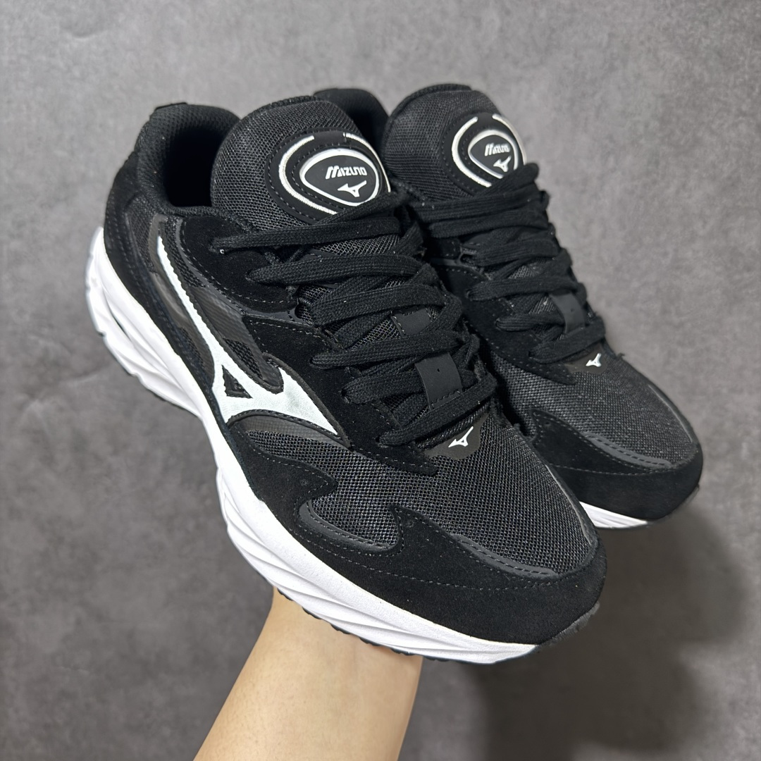 图片[8]-【公司级】Mizuno 美津浓 Wave Rider β 舒适百搭潮流 网布合成革 低帮跑步鞋 美津浓（Mizuno）是日本美津浓株式会社于1906年创立的运动品牌，经过一个多世纪的不断努力现已成为世界著名的运动器具、服装和鞋类生产商。美津浓力求服务于各类运动项目，并竭力使运动生活更加愉快和振奋。产品种类齐全，覆盖几乎全部主要运动项目，达到30万多个品类。 货号：D1GA330909 尺码：36-45带半码-选品中心