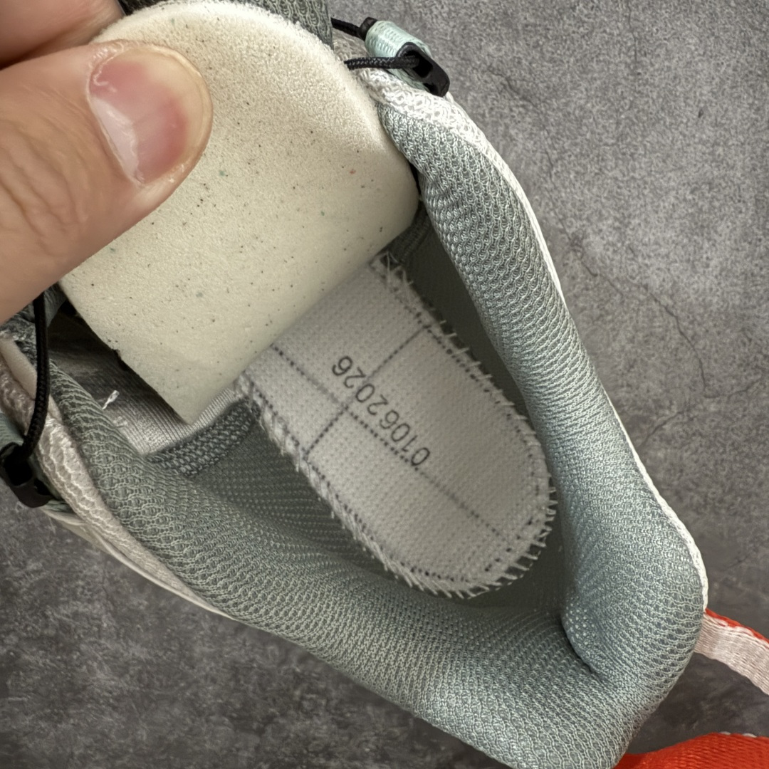 图片[8]-【绿x版】SALOMON XA Pro 3D ADV 萨洛蒙潮流越野机能户外功能鞋 浅绿红 492619新配色出货 纯原外贸平台特供订单 耗时半年巨作 全套原纸板楦头开发 原厂特供网布配套加持 确保原汁原味 完美呈现版型 原档数据独家私模五层组合大底 男女鞋同步官方开发至46.5 原装Ortholite轻量化鞋垫 中底布带钢印编号 原厂TPU锁扣 进口港宝加持 后跟自然饱满 还原公司包裹性 鞋面采用SENSIFT贴合技术 全方位贴合包裹脚型 鞋跟部鞋底牵引设计 提供强大的抓地性能 更适应野外崎岖不平的道路 其3D ADVANCED CHASSIS底盘 材料轻量大化 钉齿设计更具稳定性 防护性 鞋底易磨损区运用CONTAGRIP高耐磨材料 应对城市硬质路面长距离跑考验 尺码：36 36.5 37.5 38 38.5 39 40 40.5 41 42 42.5 43 44 44.5 45 46 46.5-选品中心