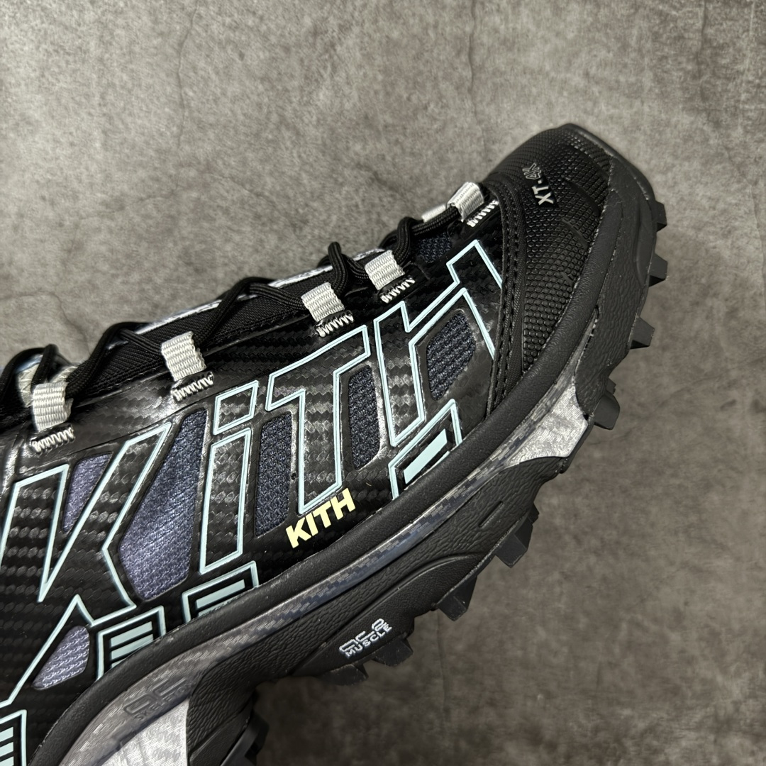 图片[6]-【纯原版】Salomon XT-4K Kith 萨洛蒙系列低帮城市越野机能透气休闲运动鞋 454508 鞋舌处附有迷你网眼袋收纳鞋绳以及下方的多色 Logo 标签 接着搭载奶油色 ACS 技术中底以及金色 TPU 塑料部件提升鞋款耐用性 中底与鞋面之间饰有海蓝色条状细节有效增添鞋款层次 最后应用黑色 Contragrip Chevron 外底完成鞋款设计 这次配色颇为高调 两款配色均以绚丽的渐变设计呈现 一款以粉紫渐变主打 另一款以黄绿渐变呈现 视觉效果相当吸睛 鞋面的使用玻璃纤维覆盖物加固 并通过细绳扣系带系统进行锁定 Salomon 的品牌logo 出现在脚后跟和前掌部位 中底虽然偏薄 但非常耐用 与模压塑料ACS 框架以及致密AC2 Muscle 鞋底单元结合 能够提供出色的支撑力和缓冲性 尺码：36 36.5 37.5 38 38.5 39 40 40.5 41 42 42.5 43 44 44.5 45-选品中心