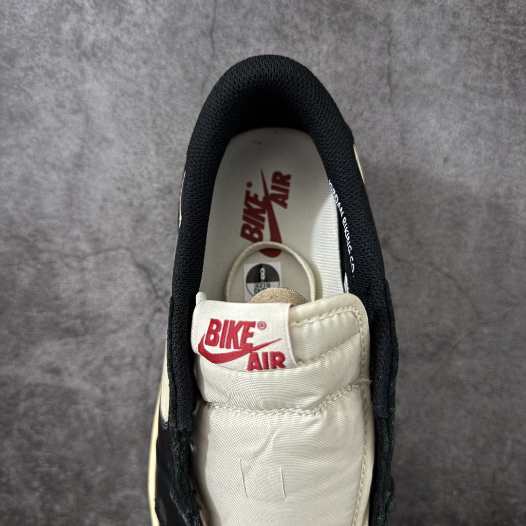 图片[8]-【纯原F版】Nigel Sylvester x Air Jordan 1 Low OG Nitro \”Better With Time\” 低帮 黑白红 AJ1低邦 白黑红 尿渍2.0 男女同款 乔丹篮球鞋系列 国内一线头部知名大厂出品 高端外贸零售专供品质 原鞋原楦头纸板开发 原厂防尘纸 极致一眼正品既视感 以\”Better With Time\”（随时间而愈佳）为核心概念，通过刻意做旧工艺模拟BMX 运动自然磨损，黑色粒面皮革搭配人工刮痕、擦色，模仿长期骑行后的斑驳感，最特别的是刻意但不夸张的做旧处理；米白色的Swoosh Logo标志为整体增添了几分复古美感，而鞋垫与鞋舌上的\”Bike Air\”标志以及鞋身内衬的\”JJordan Biking Co. EST. 2017\”字样，则彰显了其联名身份；后跟Wings Logo则以米黄色压印呈现，鞋头外侧添加金属金色Mini Swoosh Logos，兼具辨识度与反光实用性；最后以氧化泛黄中底搭配红色橡胶外底完善整体设计收尾。 货号：IB8958-001 尺码：36-47.5带半码-选品中心