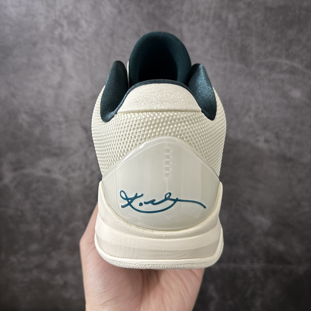 图片[4]-【S2纯原】Caitlin Clark x NK Zoom Kobe ZK5 科比5代 克拉克联名 米白蓝 IZ1852-100 Zoom Turbo气垫➕后掌EVA缓震 实战配置直接拉满 原楦纸板开发 鞋身流线型、后跟塑形 区分土肥圆 原档数据3D打印 鞋面细节匹配原版 全身鞋材卡料色独家定制 唯一正确喷漆SWOOSH NK专利Flyknit飞线科技，给予鞋身足够抗扭矩力 真实底模最大48.5 实战利器 专供海外市场 尺码：40 40.5 41 42 42.5 43 44 44.5 45 46 47.5 48.5 （脚宽、脚胖 建议买大半码）-选品中心