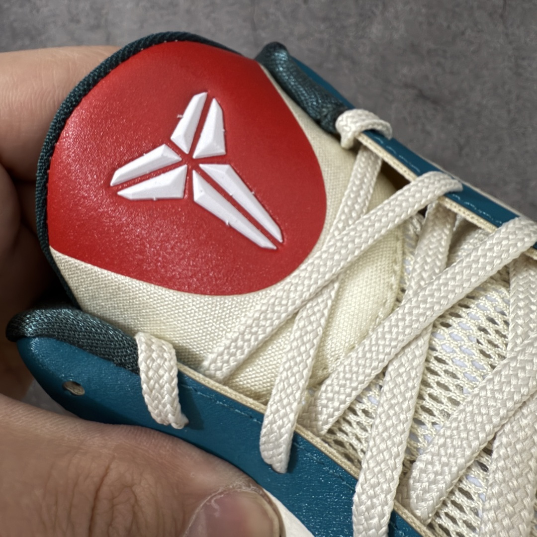 图片[7]-【S2纯原】Caitlin Clark x NK Zoom Kobe ZK5 科比5代 克拉克联名 米白蓝 IZ1852-100 Zoom Turbo气垫➕后掌EVA缓震 实战配置直接拉满 原楦纸板开发 鞋身流线型、后跟塑形 区分土肥圆 原档数据3D打印 鞋面细节匹配原版 全身鞋材卡料色独家定制 唯一正确喷漆SWOOSH NK专利Flyknit飞线科技，给予鞋身足够抗扭矩力 真实底模最大48.5 实战利器 专供海外市场 尺码：40 40.5 41 42 42.5 43 44 44.5 45 46 47.5 48.5 （脚宽、脚胖 建议买大半码）-选品中心