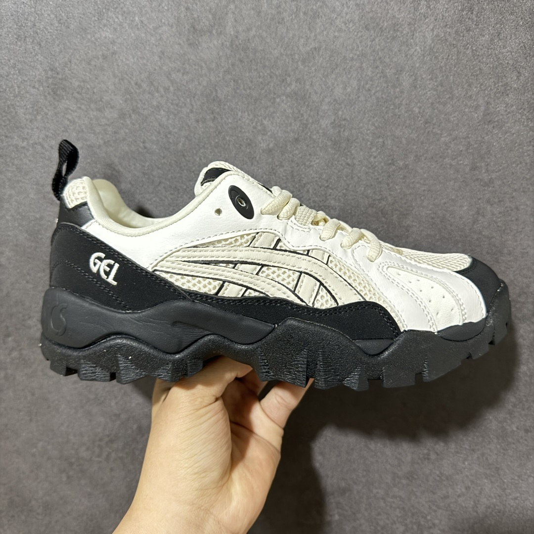【公司级】Asics Gel-Truck 织物合成革 简约 低帮 生活休闲鞋 #原装纳米纤维复合材料#轻减55%克重 #全新FF Blast Plus科技中底#GEL硅胶缓震# 货号：1203A714-020 尺码：36 37 37.5 38 39 39.5 40 40.5 41.5 42 42.5 43.5 44 44.5 45-选品中心