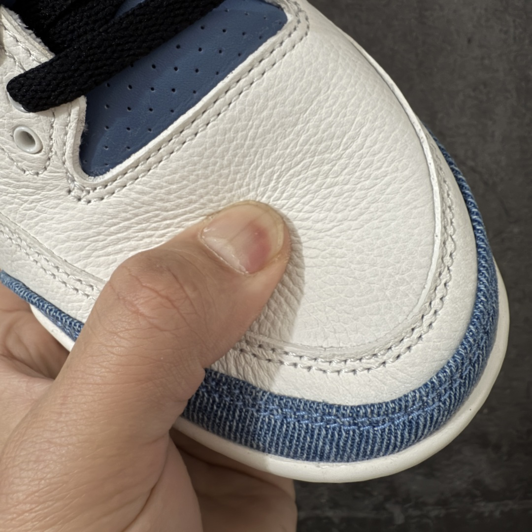 图片[5]-【XP纯原】Air Jordan aj3 Retro Levi\’s All-Star 联名系列篮球鞋，李维斯牛仔白蓝 IR0912-400，丹宁牛仔布 + 荔枝纹皮革拼接 Levi\’s x Air Jordan 3 \”All-star\” 李维斯 全明星限定 白蓝 AJ3 乔丹3代 aj3 乔3 丹宁白蓝 男女同款 乔丹篮球鞋系列 鞋系列鞋款在延续Air Jordtan 3经典轮廓的基础上，巧妙融入Levi\’s标志性的丹宁工艺与细节，营造出兼具复古质感与街头风格的独特气质；鞋款摒弃了标志性的大象纹设计，鞋头、鞋跟与鞋带孔处，将质感细腻的白色光面皮革与柔软的蓝色丹宁布拼接相融，冷暖撞色既营造出简约利落的视觉美感，又悄然致敬了李维斯经典的工装基因。鞋舌处Jtumpman Logo采用红色点缀，添上一抹亮眼的点睛之笔，鞋跟处的蓝色Nike Air标识，则让鞋款与乔丹品牌的经典历史一脉相承；鞋侧饰有红色Levi\’s标签，彰显联名身份。最后以白蓝双色中底搭配蓝红橡胶外底及Nike字样完善整体设计收尾。 尺码：40 40.5 41 42 42.5 43 44 44.5 45 45.5 46 47.5 48.5-选品中心