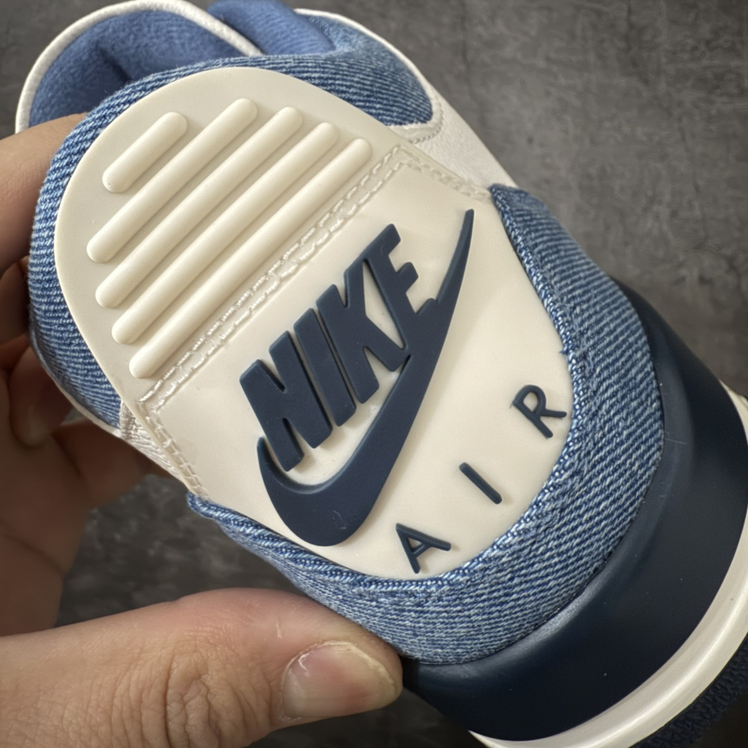 图片[2]-【XP纯原】Air Jordan aj3 Retro Levi\’s All-Star 联名系列篮球鞋，李维斯牛仔白蓝 IR0912-400，丹宁牛仔布 + 荔枝纹皮革拼接 Levi\’s x Air Jordan 3 \”All-star\” 李维斯 全明星限定 白蓝 AJ3 乔丹3代 aj3 乔3 丹宁白蓝 男女同款 乔丹篮球鞋系列 鞋系列鞋款在延续Air Jordtan 3经典轮廓的基础上，巧妙融入Levi\’s标志性的丹宁工艺与细节，营造出兼具复古质感与街头风格的独特气质；鞋款摒弃了标志性的大象纹设计，鞋头、鞋跟与鞋带孔处，将质感细腻的白色光面皮革与柔软的蓝色丹宁布拼接相融，冷暖撞色既营造出简约利落的视觉美感，又悄然致敬了李维斯经典的工装基因。鞋舌处Jtumpman Logo采用红色点缀，添上一抹亮眼的点睛之笔，鞋跟处的蓝色Nike Air标识，则让鞋款与乔丹品牌的经典历史一脉相承；鞋侧饰有红色Levi\’s标签，彰显联名身份。最后以白蓝双色中底搭配蓝红橡胶外底及Nike字样完善整体设计收尾。 尺码：40 40.5 41 42 42.5 43 44 44.5 45 45.5 46 47.5 48.5-选品中心