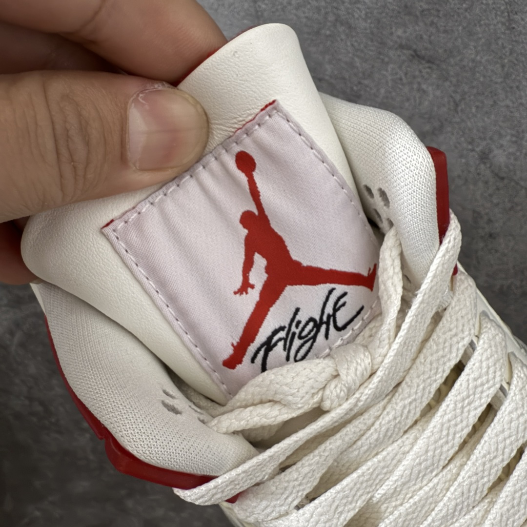 图片[7]-【莞顶LS版】Nigel Sylvester x Jordan Air Jordan AJ4 联名白砖红 IQ8055-100 圈内高端零售标杆 独家外贸特供 耗时半年巨作 全套原纸板楦头开发 原厂特供皮料加持 确保原汁原味 完美呈现四代版型 一比一鞋头弧度高度鞋身弧度 数据细节工艺流程均保持原鞋一致 原厂TPU网格鞋带扣 正确内里网布 菱角分明不变形无多余毛边 柔软性质感一致于原鞋 市场唯一原厂鞋扣模具 背面可见隐藏注塑口 原厂织唛标 原厂飞人电绣工艺 尾指中部跳三针 独家绑鞋带手法 印刷中底布 四线拉帮 米色美纹纸贴合固定 进口港宝加持 后跟自然饱满 全鞋荧光划线卡点 追求极致完美 每一双都是工艺品 多重QC质检 超越公司货的品控标准 实实在在的免检产品 尺码：40.5 41 42 42.5 43 44 44.5 45 45.5 46 47.5 48.5-选品中心