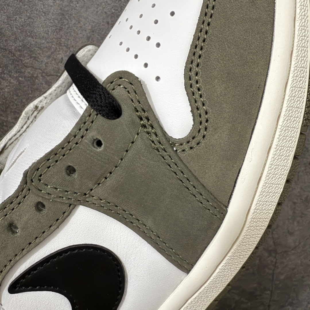 图片[4]-【莞产DG版】Nike AIR JORDAN I RETRO LOW OG AJ1乔1低帮休闲板鞋 同步官方配色 升级原楦原档案数据开发纸版楦型 采用原厂头层皮革鞋面材质 全新底模完美品相清洁度及喷漆效果 货号： HQ6998-200 尺码：40-47.5-选品中心