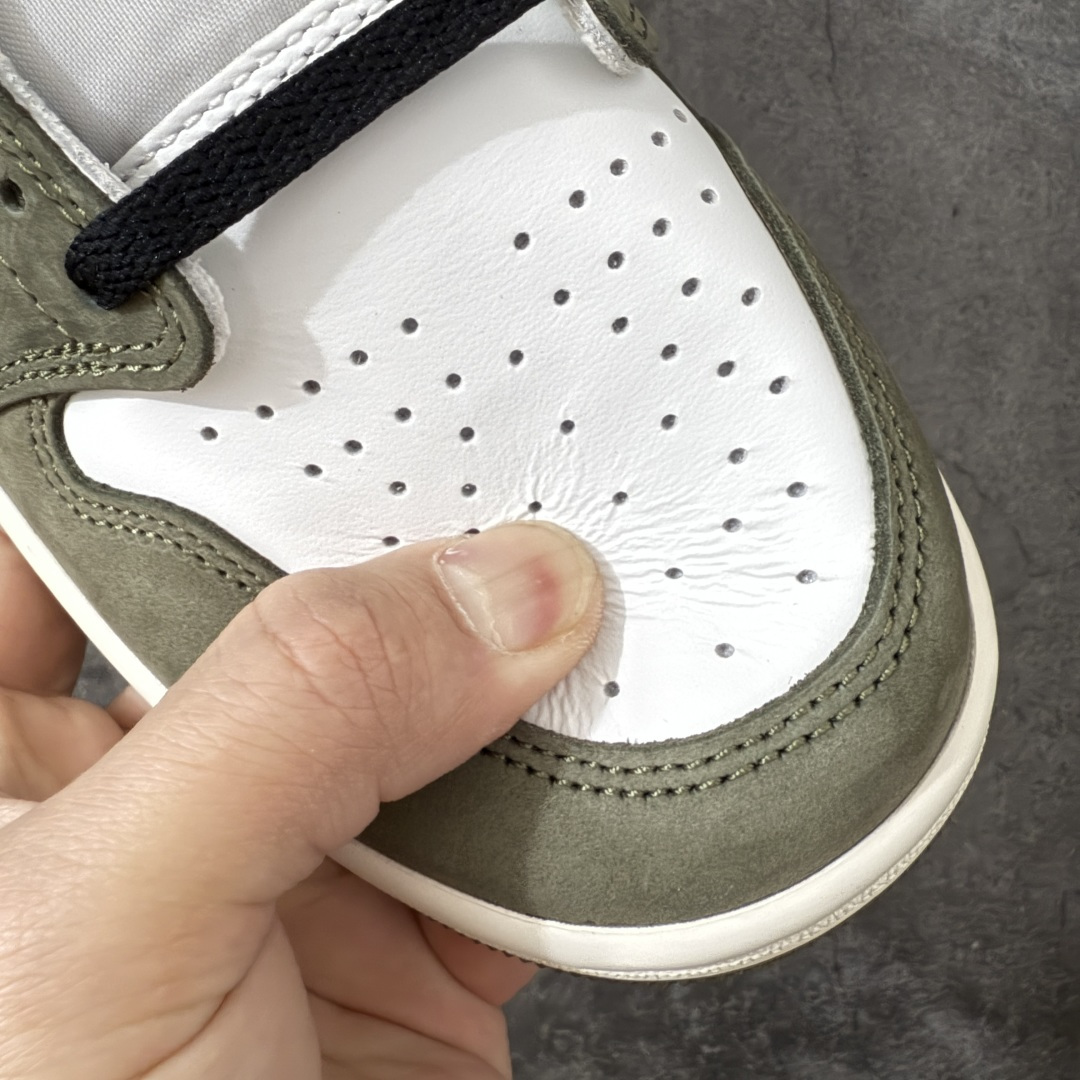 图片[5]-【莞产DG版】Nike AIR JORDAN I RETRO LOW OG AJ1乔1低帮休闲板鞋 同步官方配色 升级原楦原档案数据开发纸版楦型 采用原厂头层皮革鞋面材质 全新底模完美品相清洁度及喷漆效果 货号： HQ6998-200 尺码：40-47.5-选品中心
